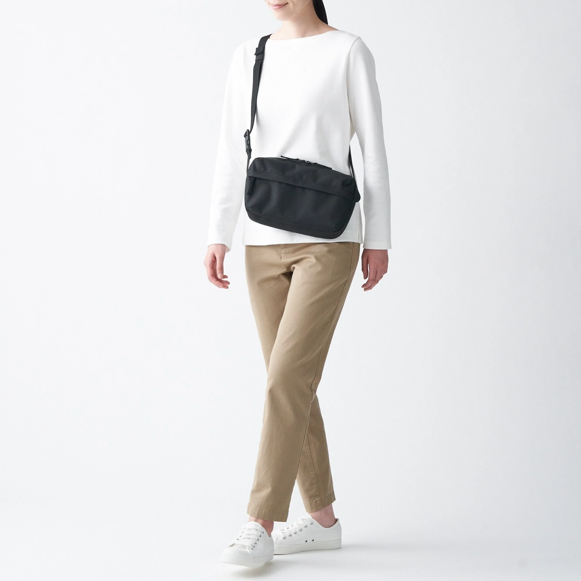 2-Way Water Repellent Shoulder Bag - Image 24