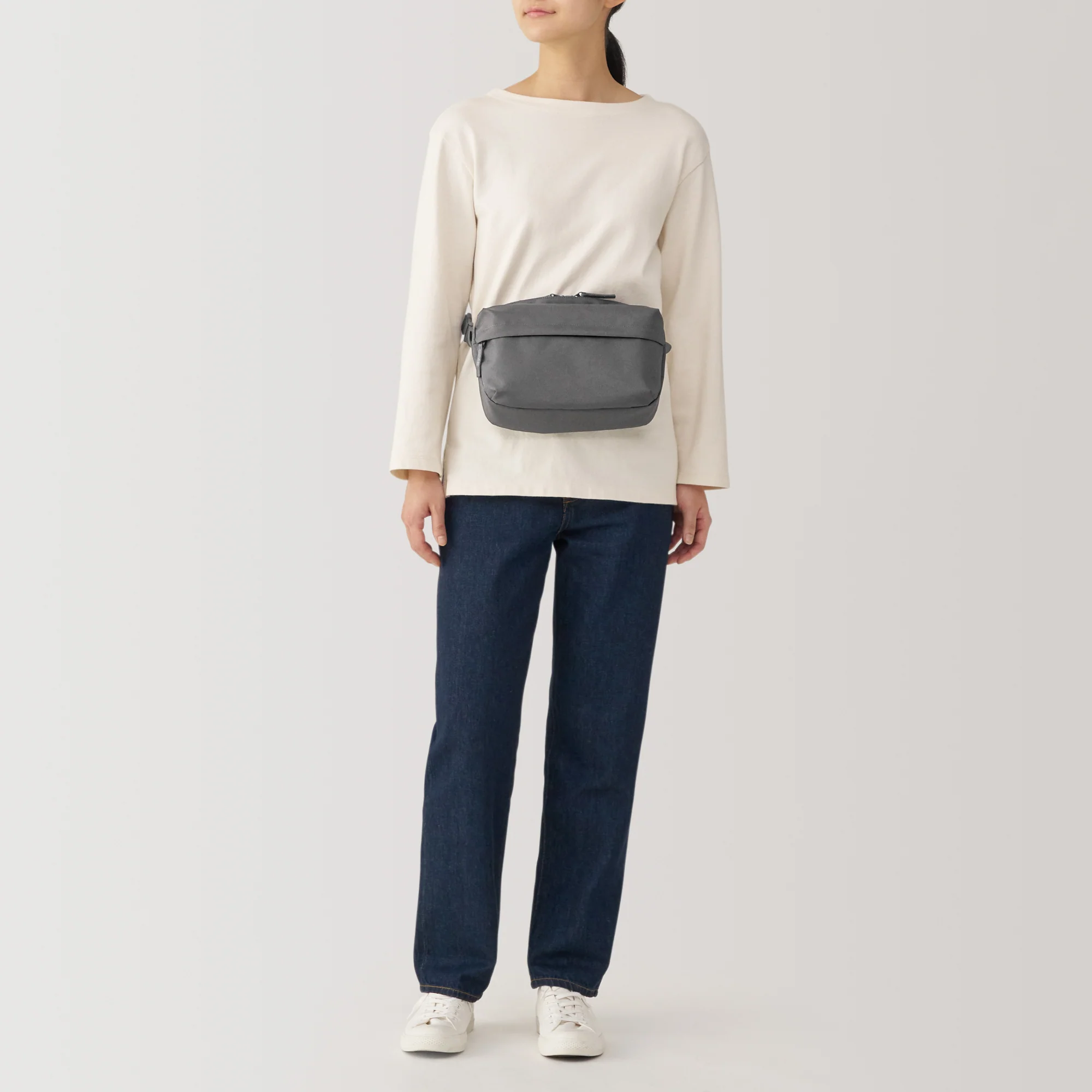 2-Way Water Repellent Shoulder Bag - Image 51