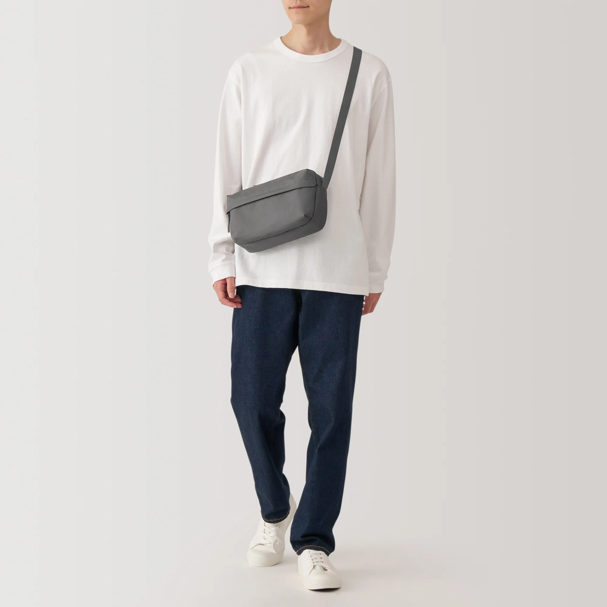 2-Way Water Repellent Shoulder Bag - Image 52