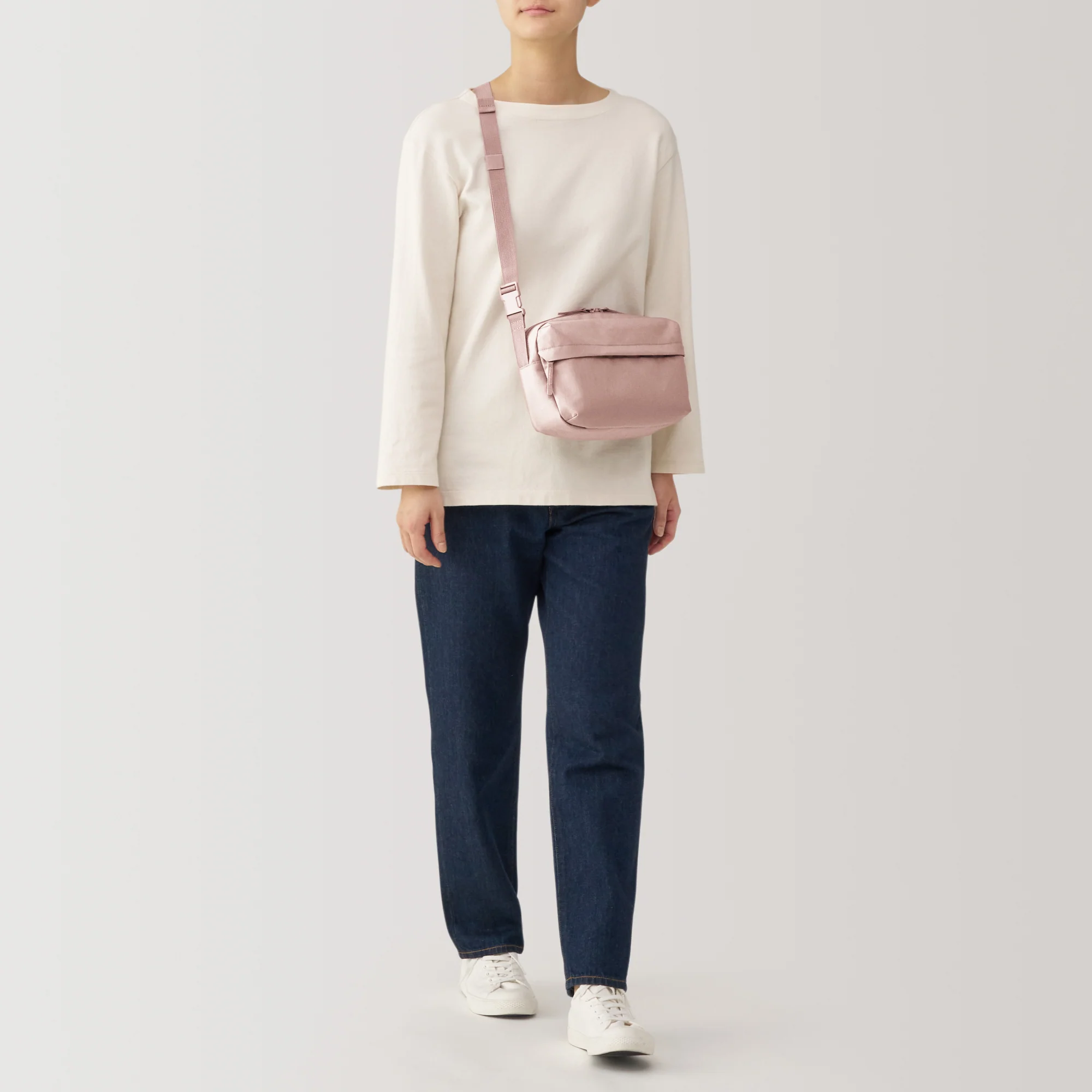 2-Way Water Repellent Shoulder Bag - Image 64