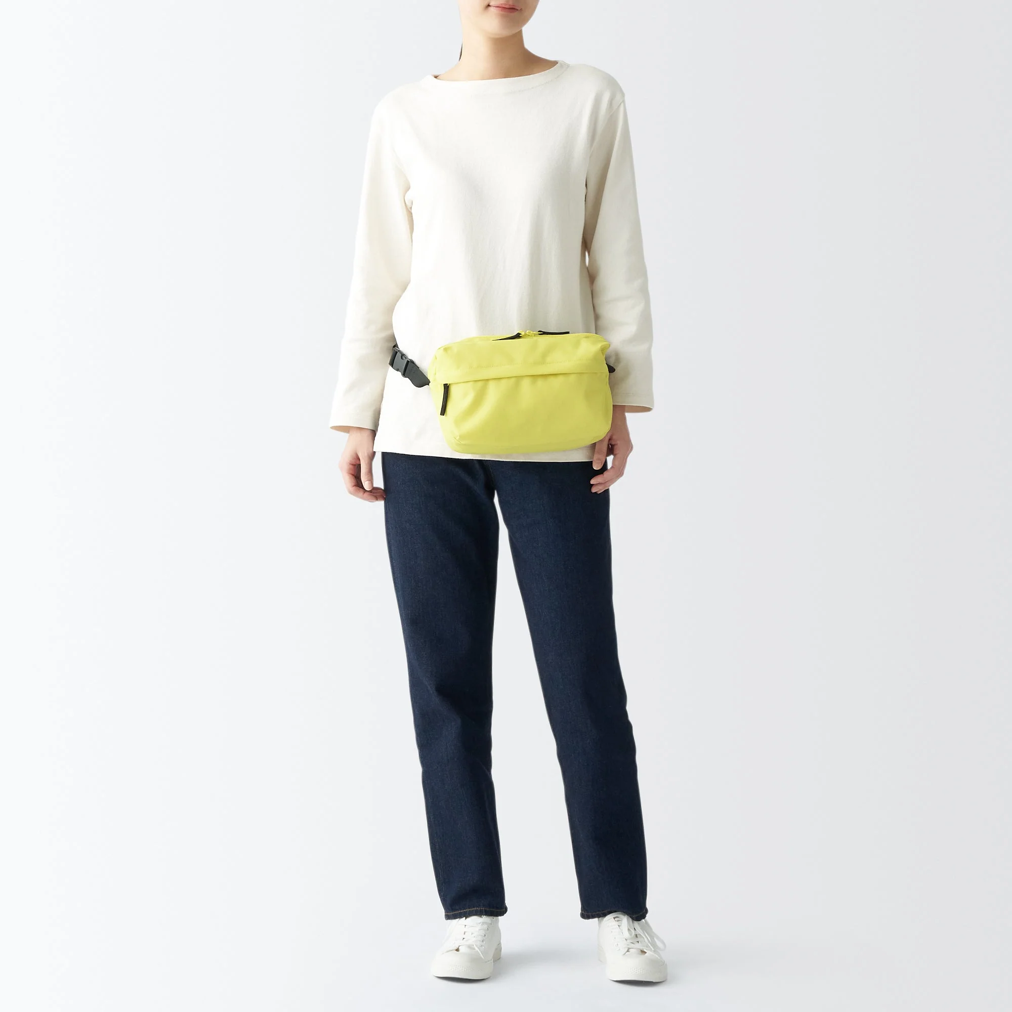 2-Way Water Repellent Shoulder Bag - Image 10
