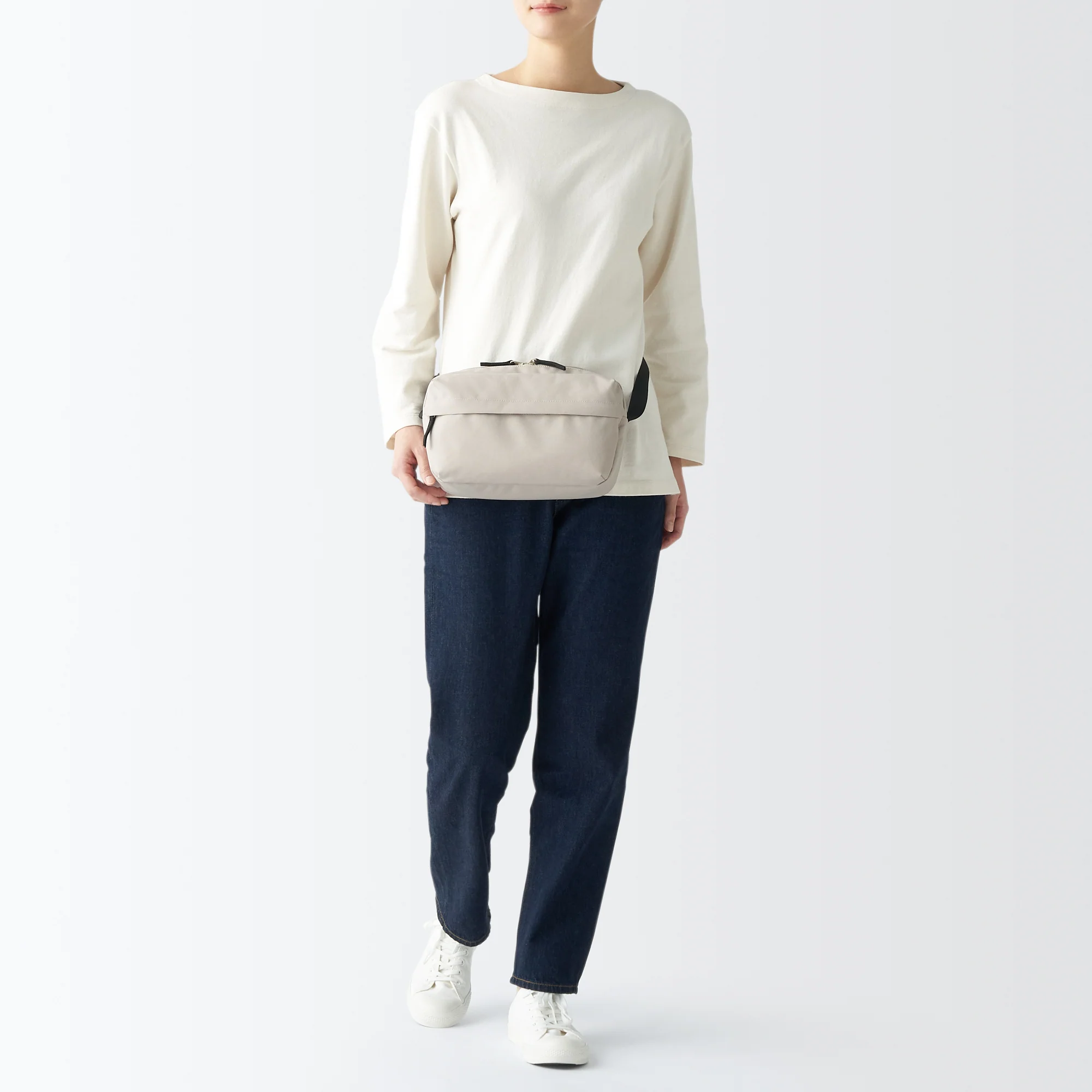 2-Way Water Repellent Shoulder Bag - Image 50