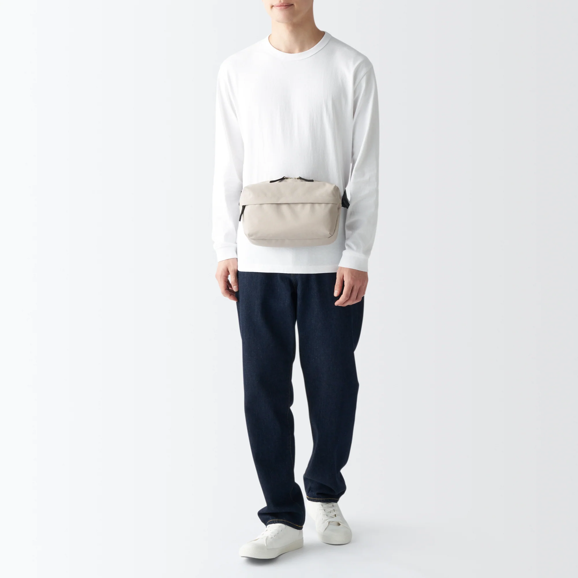 2-Way Water Repellent Shoulder Bag - Image 52