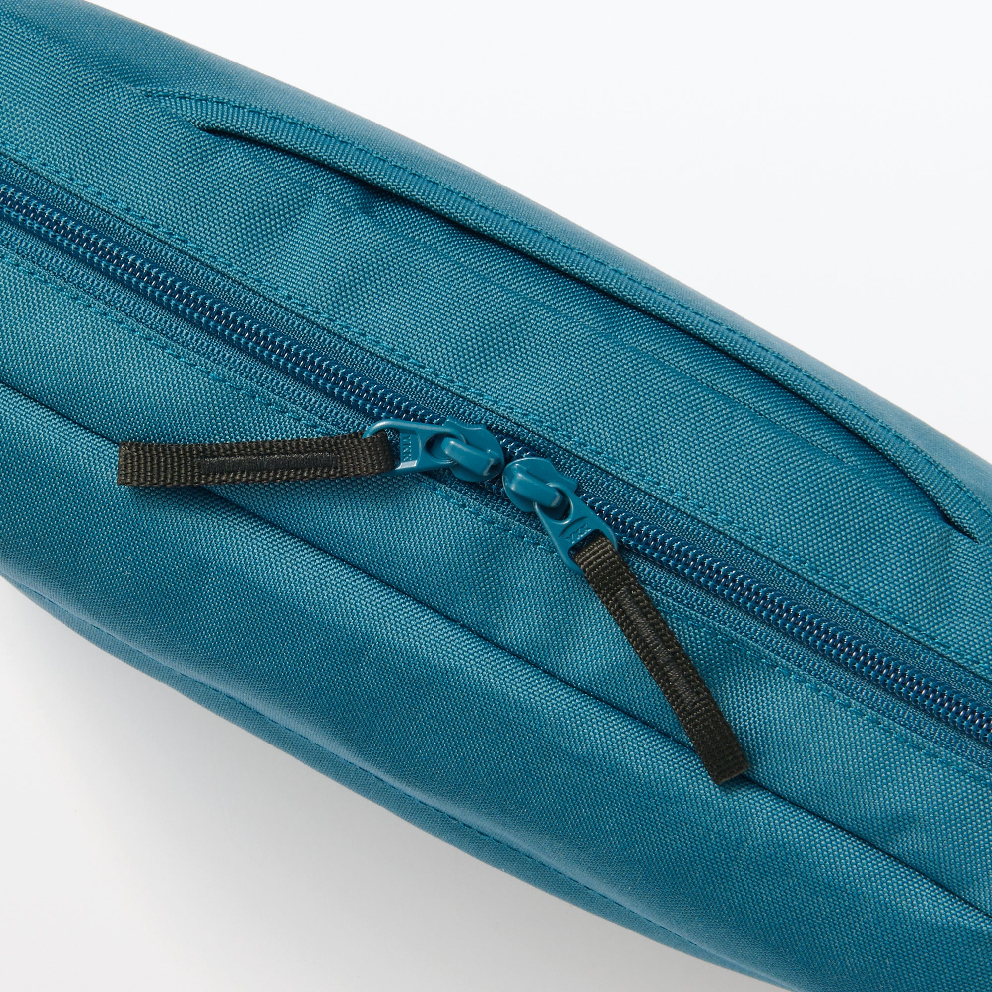 2-Way Water Repellent Shoulder Bag - Image 61