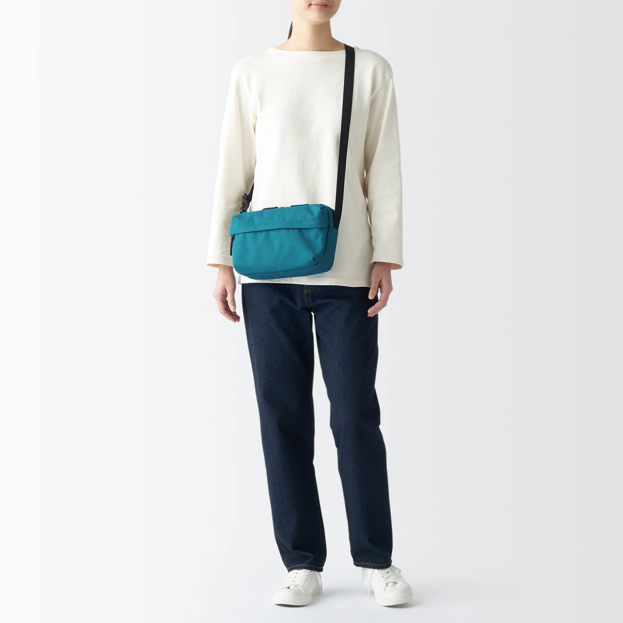 2-Way Water Repellent Shoulder Bag - Image 63