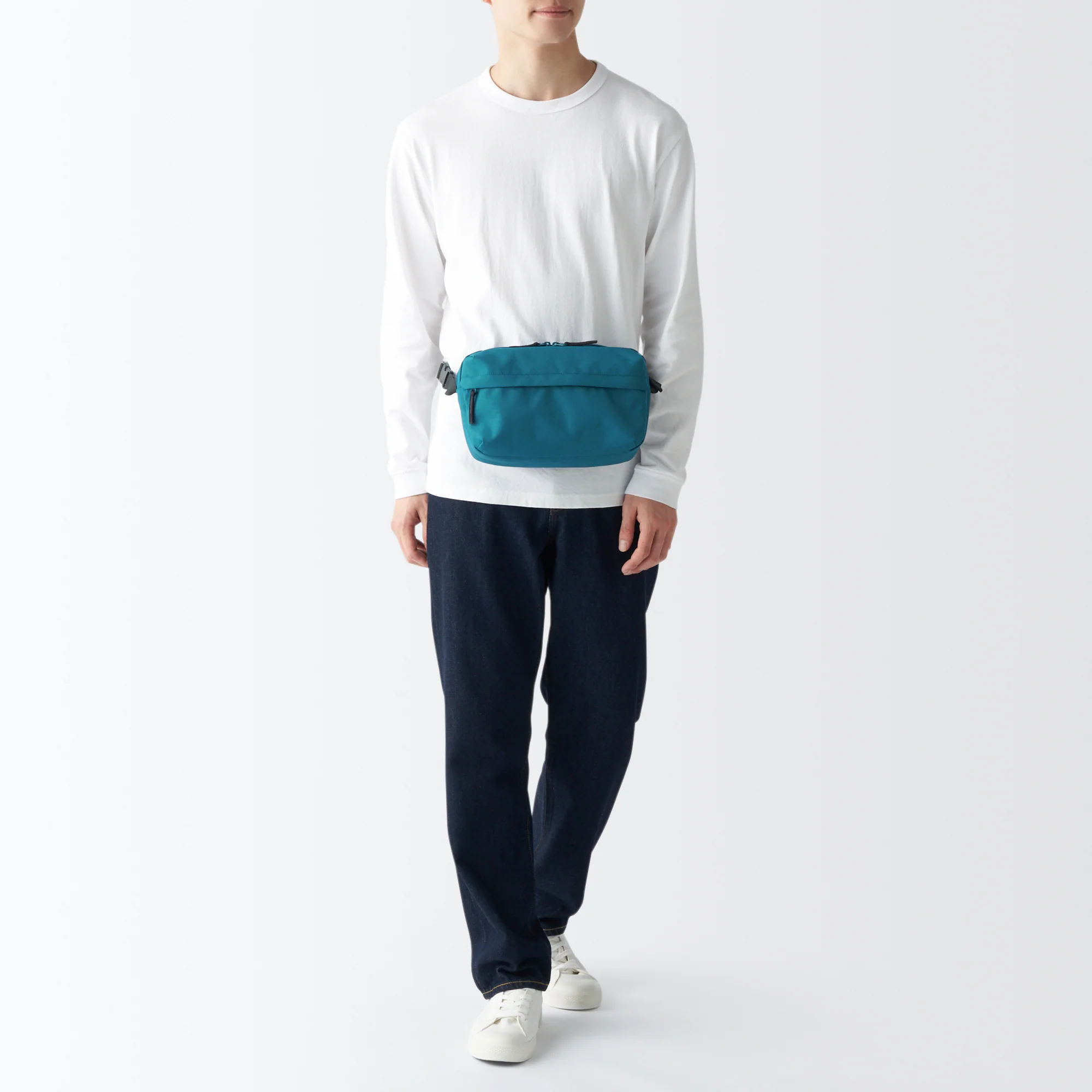 2-Way Water Repellent Shoulder Bag - Image 66