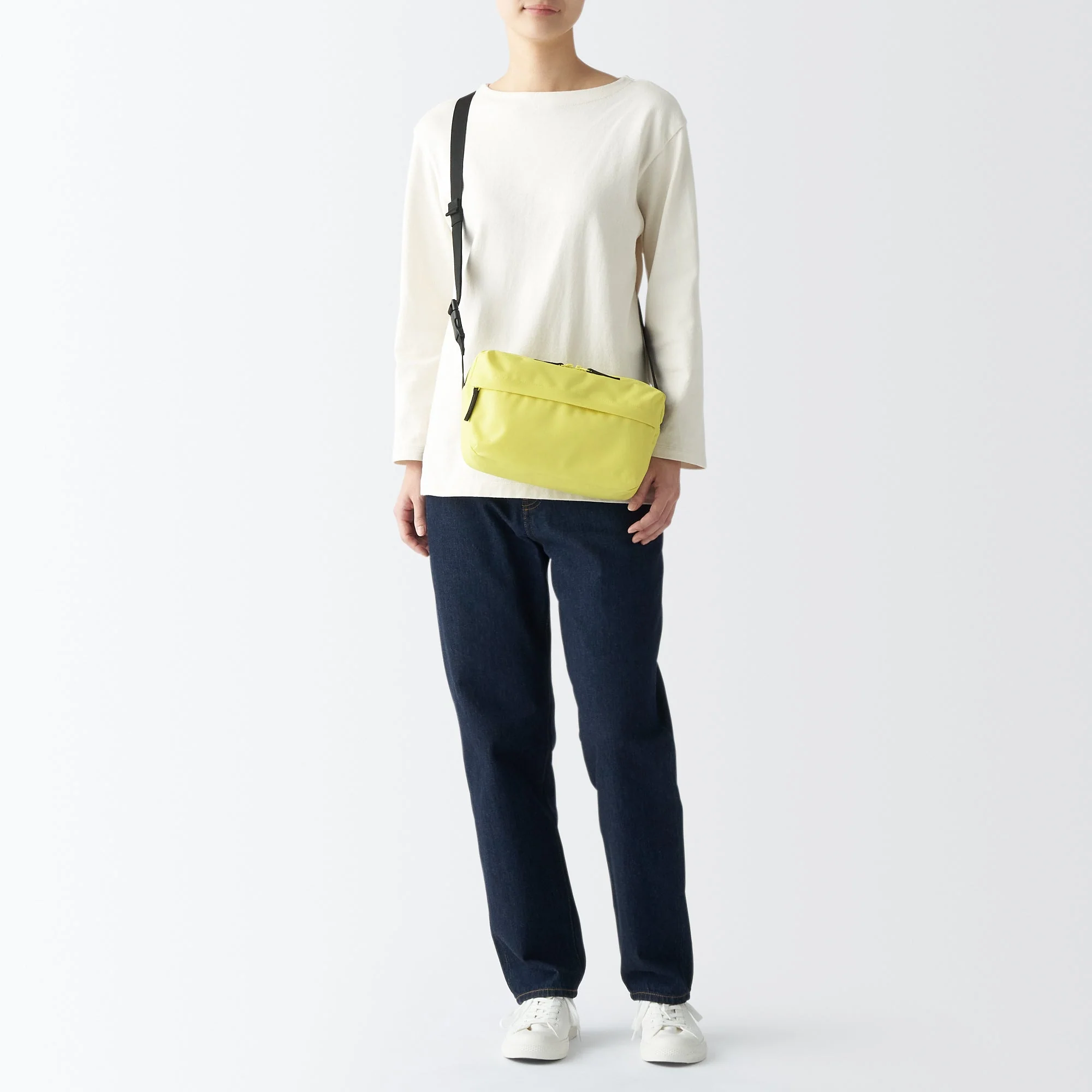 2-Way Water Repellent Shoulder Bag - Image 9