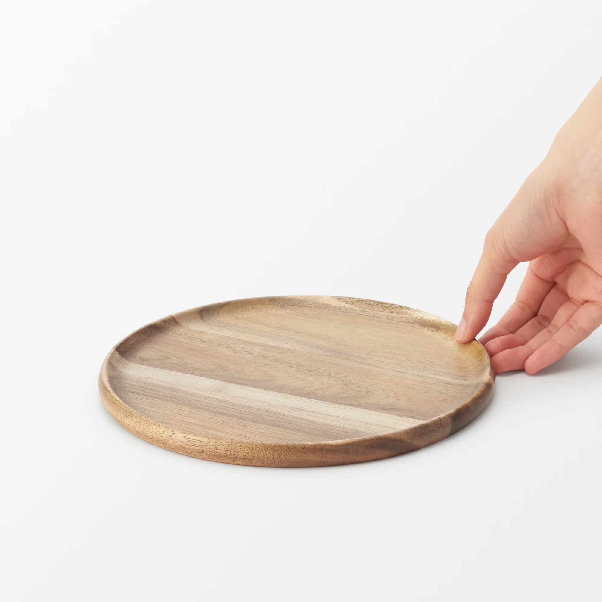 Acacia Plate/Round Cutting Board Medium - Image 2