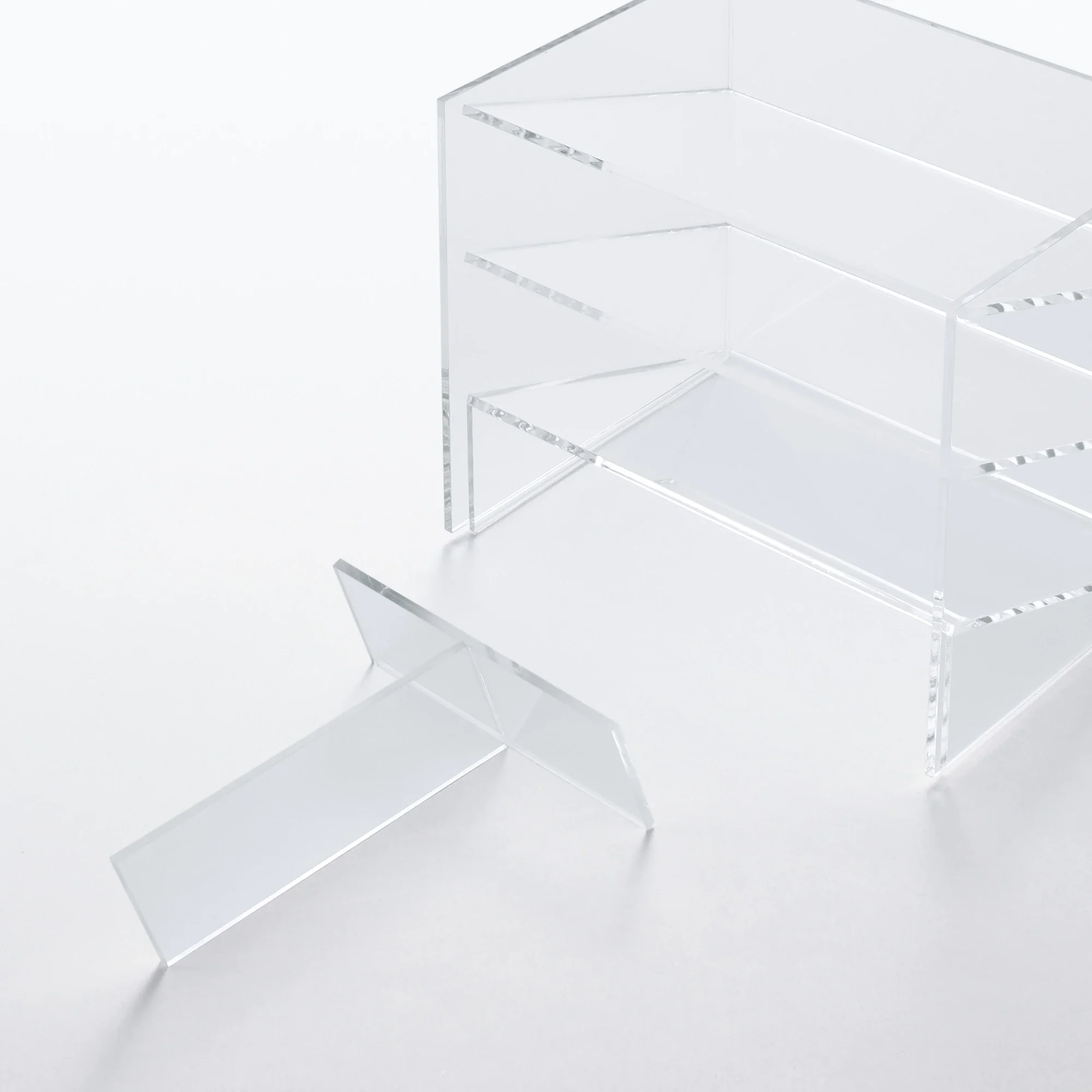 Acrylic 3 Tier Rack Wide - Image 5