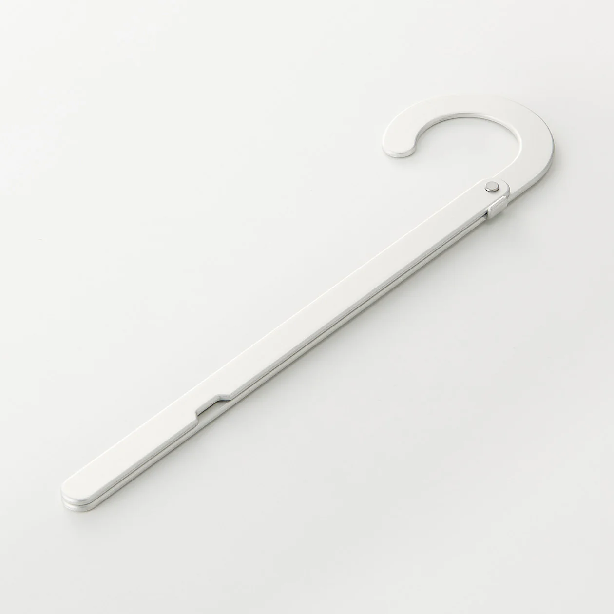 Portable Foldable Hanger - Image 4