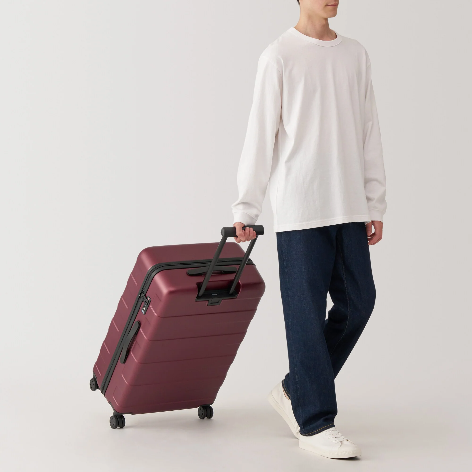 Adjustable Handle Hard Shell Suitcase 75L | Check-In - Image 17