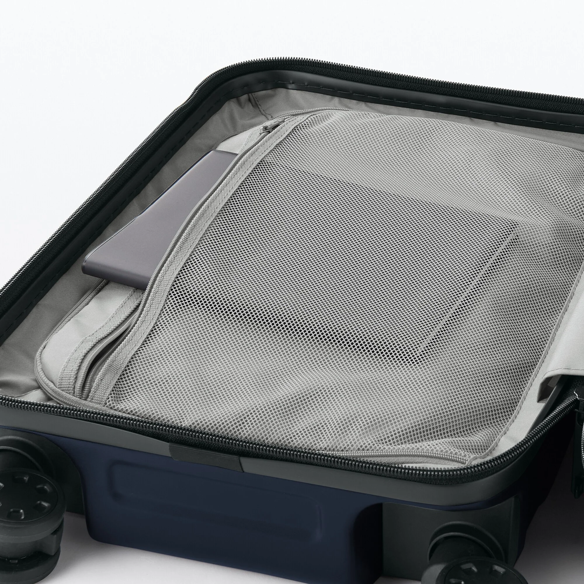 Adjustable Handle Hard Shell Suitcase 20L | Carry-On - Image 7