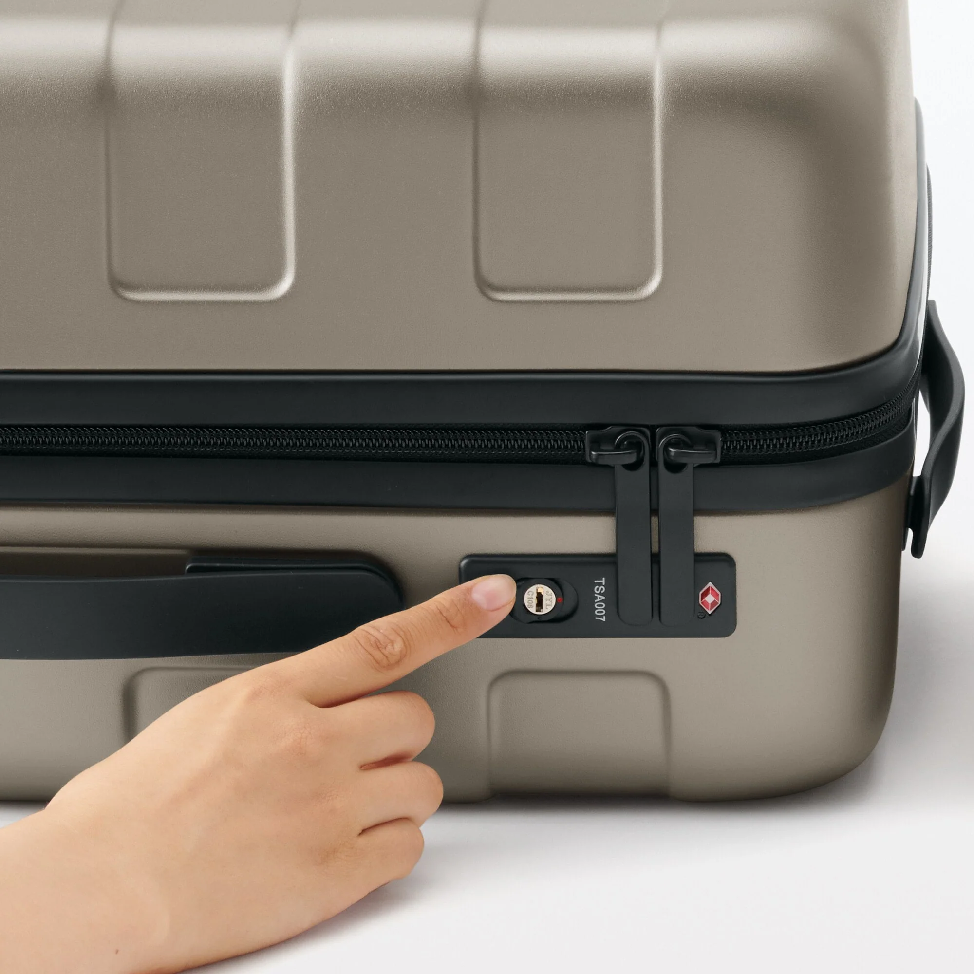 Adjustable Handle Hard Shell Suitcase 36L | Carry-On - Image 52