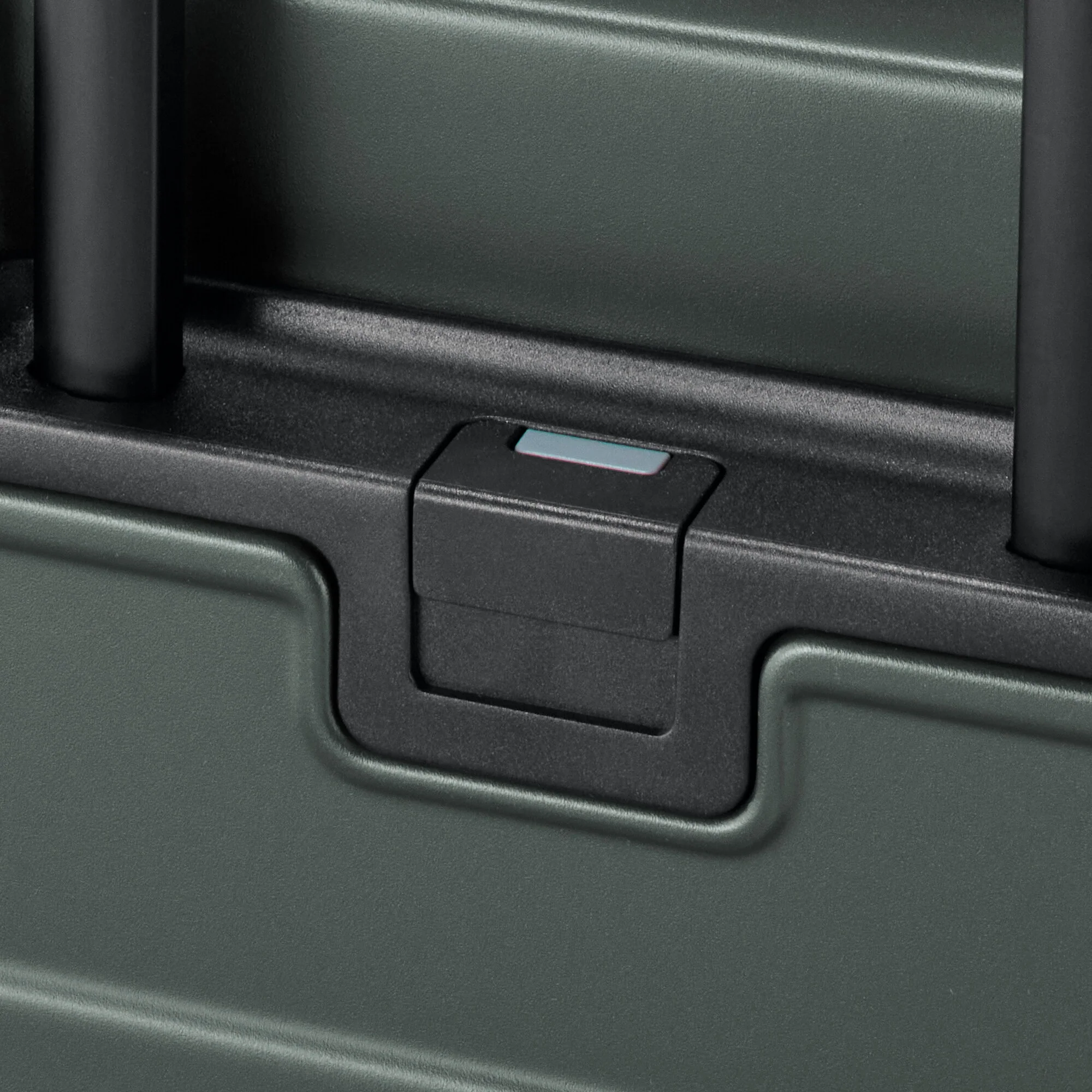 Adjustable Handle Hard Shell Suitcase 75L | Check-In - Image 12