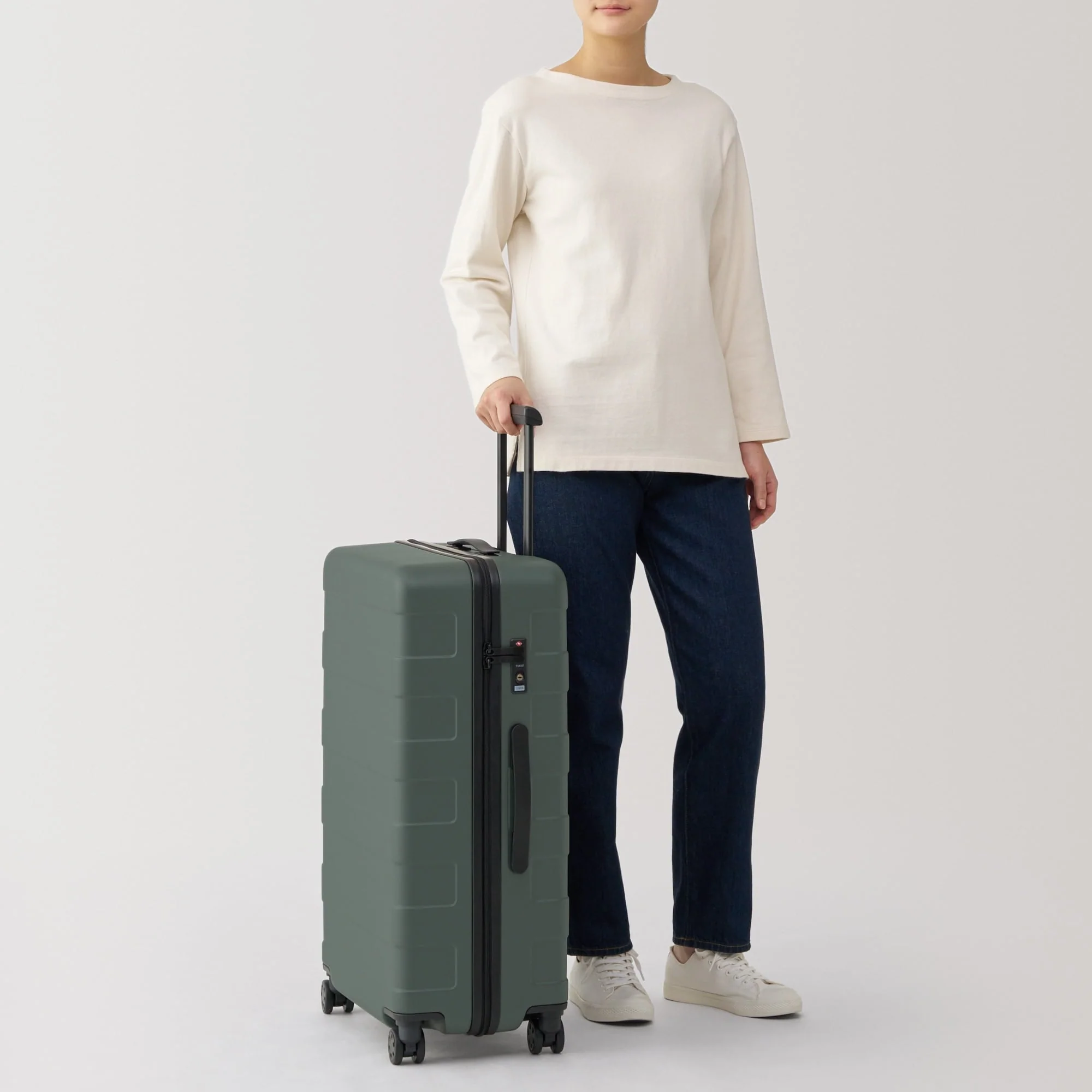 Adjustable Handle Hard Shell Suitcase 75L | Check-In - Image 16