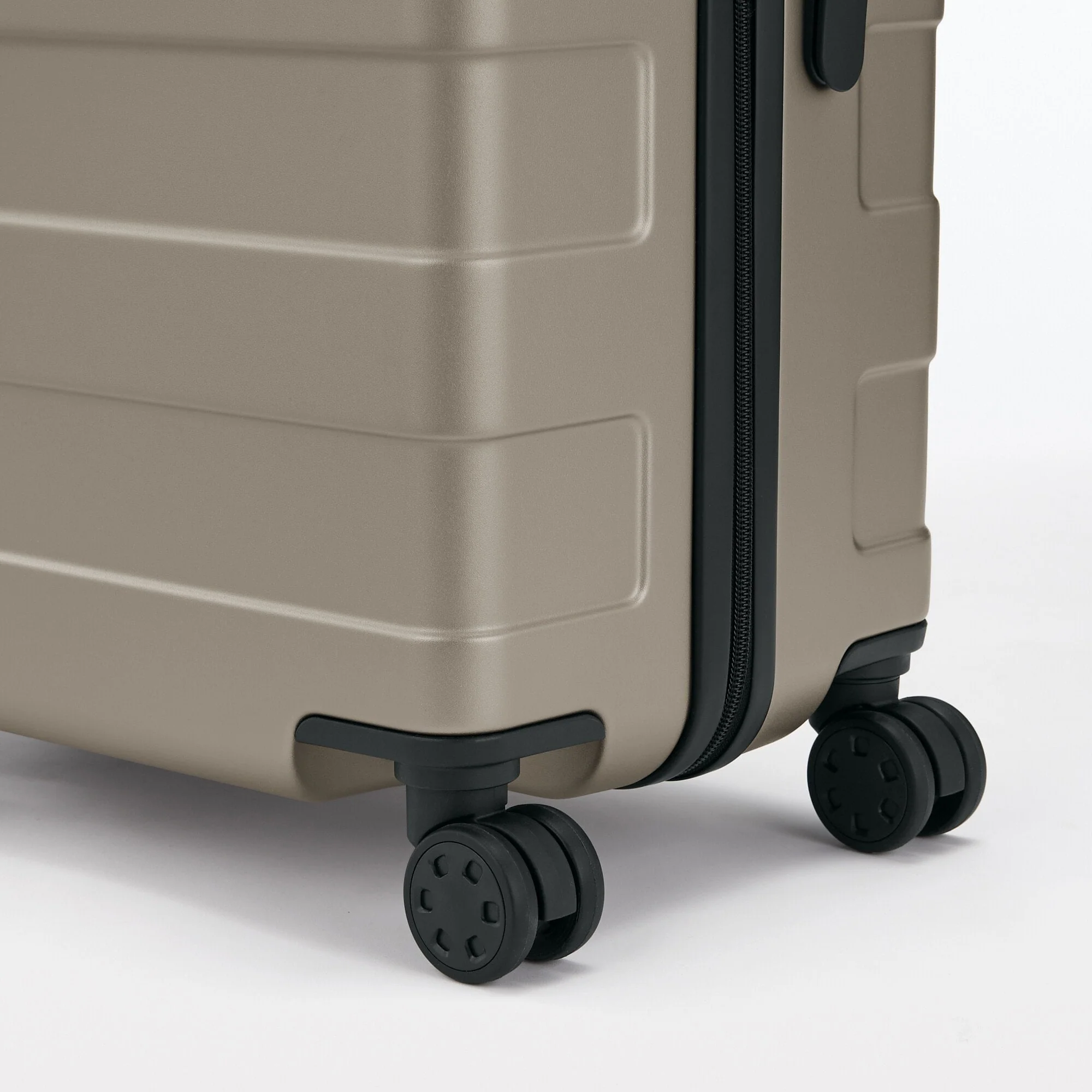 Adjustable Handle Hard Shell Suitcase 75L | Check-In - Image 29