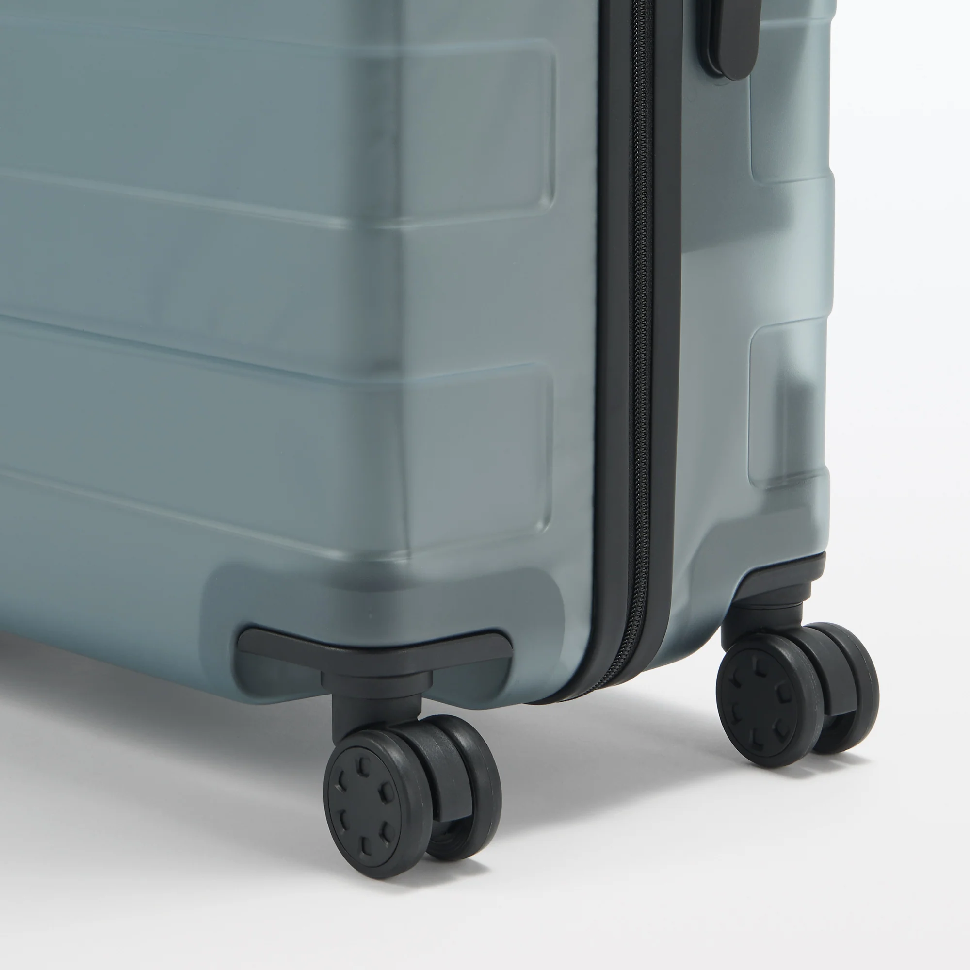 Adjustable Handle Hard Shell Suitcase 75L - Translucent | Check-In - Image 8