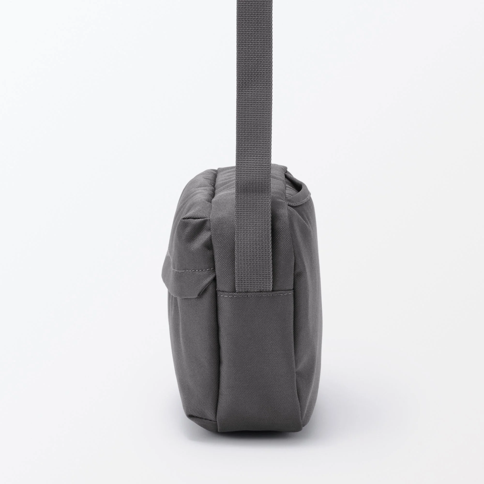 Back Pocket Shoulder Bag - Image 19