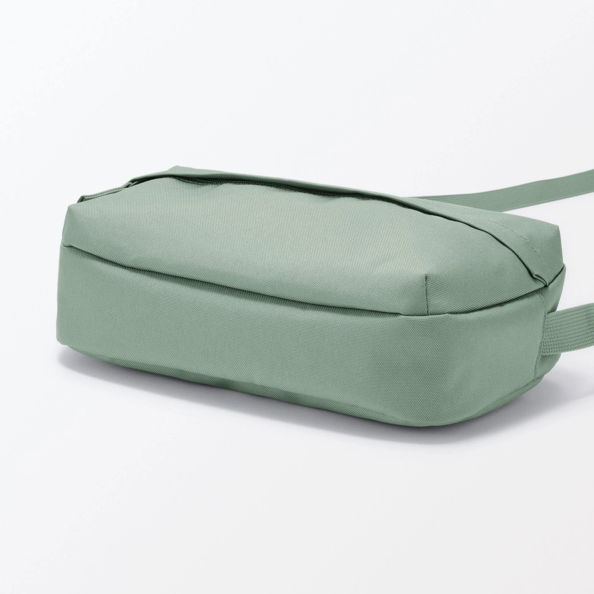 Back Pocket Shoulder Bag - Image 57