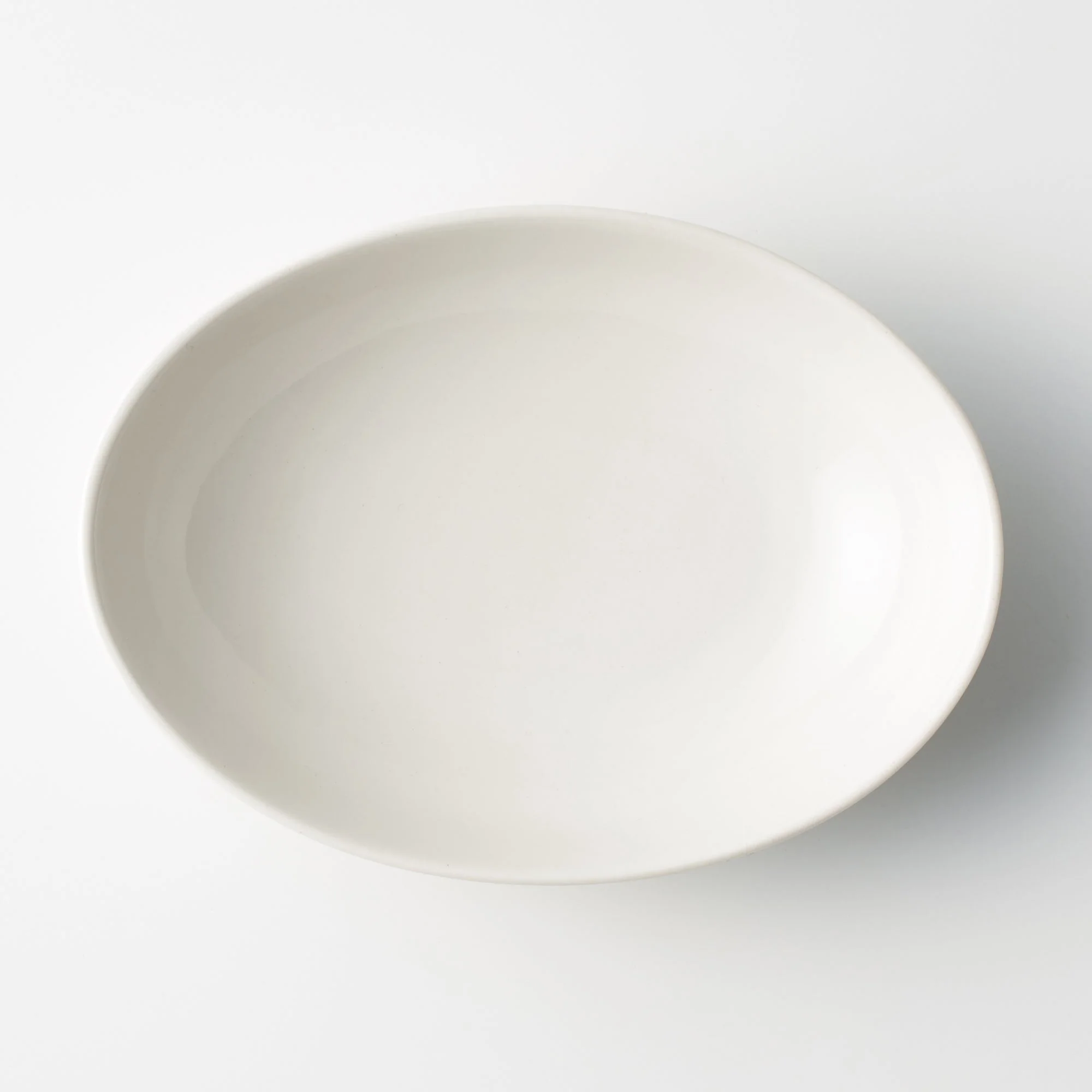 Beige Porcelain Oval Dish - Image 3