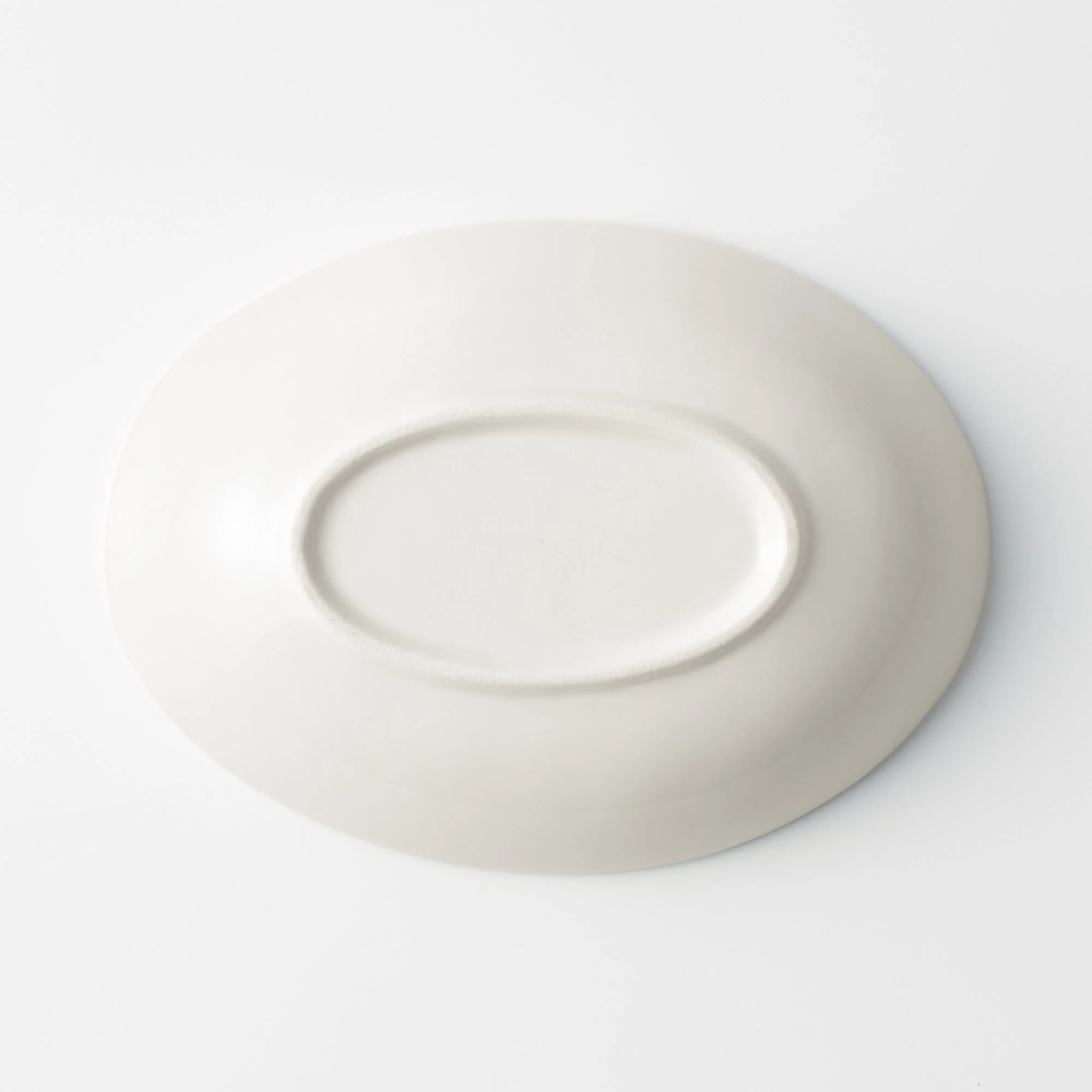 Beige Porcelain Oval Dish - Image 4