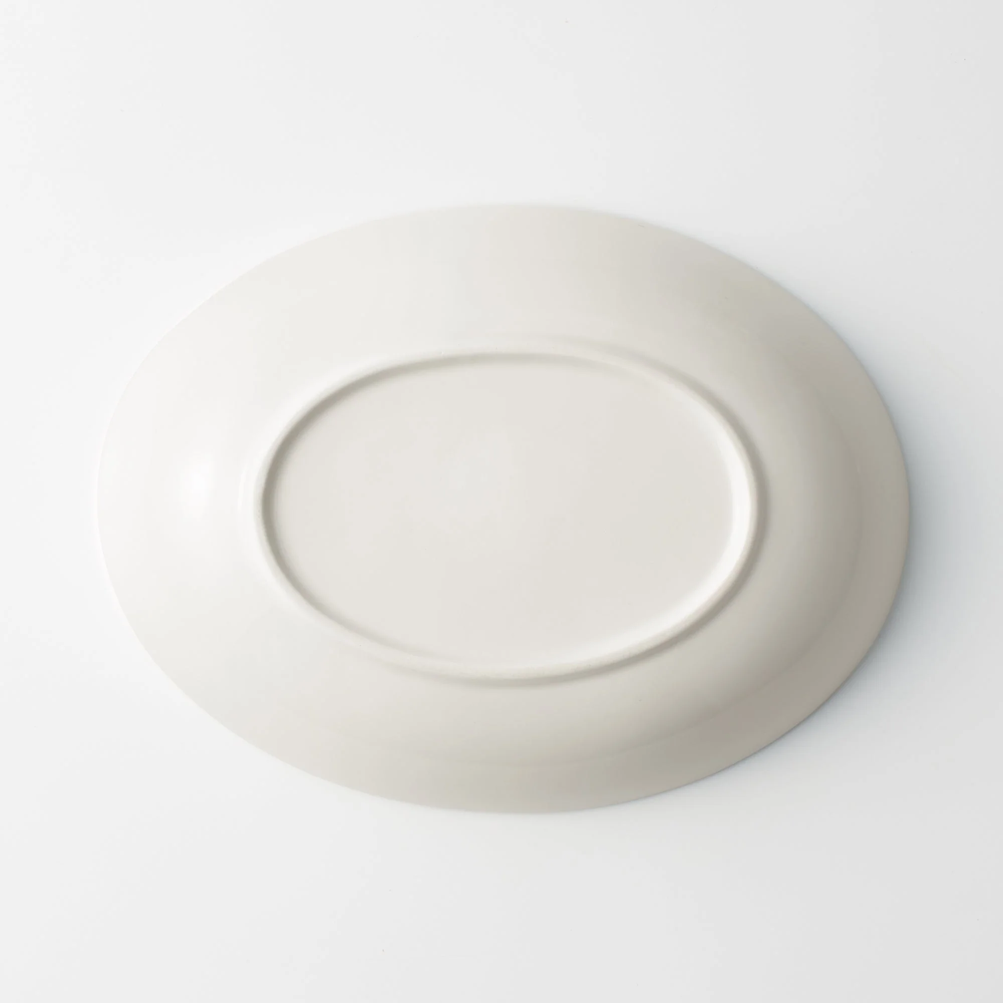 Beige Porcelain Oval Dish - Image 9