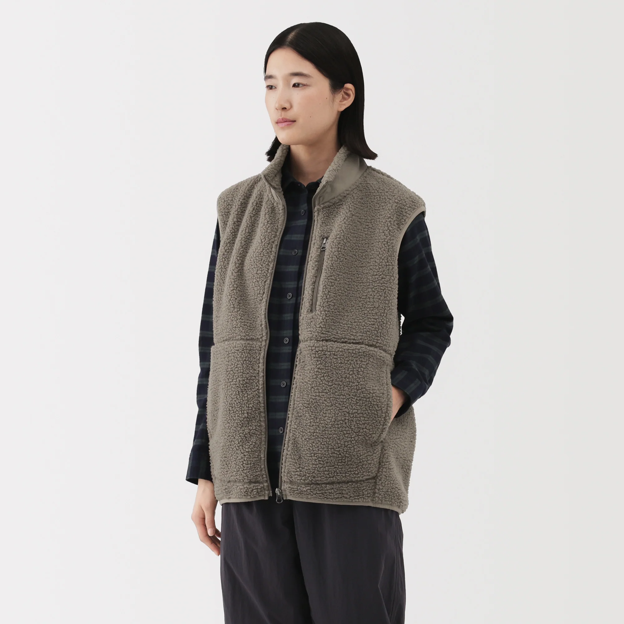 Boa Fleece Vest - Image 22