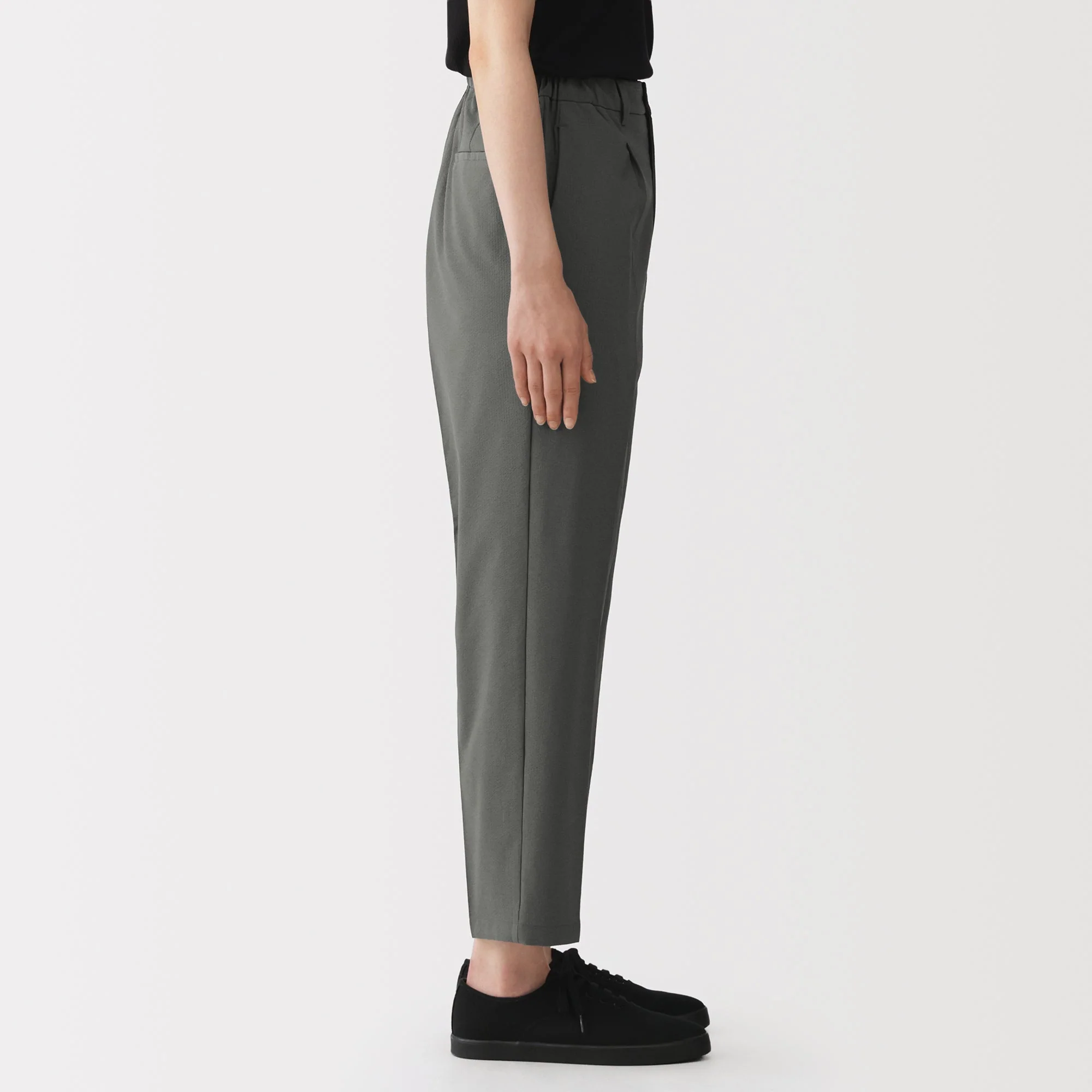 Breathable Seersucker Tapered Pants - Image 23