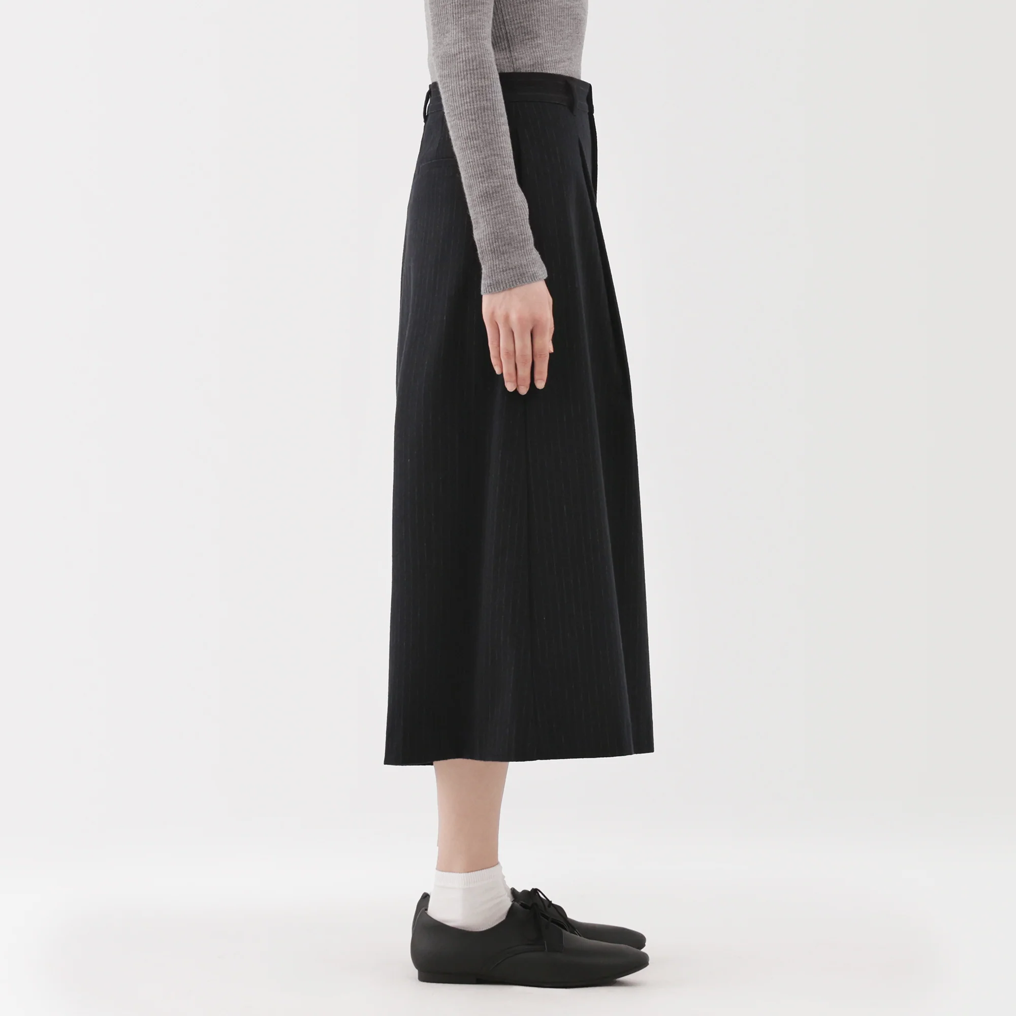 Brushed Cropped Pants - Image 25