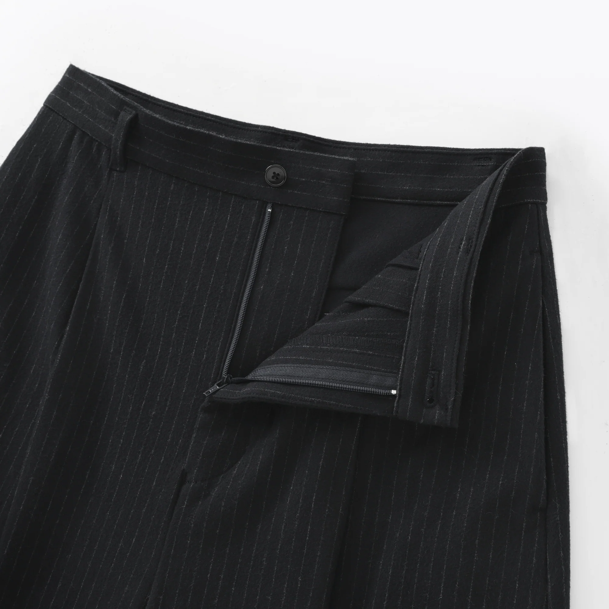 Brushed Cropped Pants - Image 9