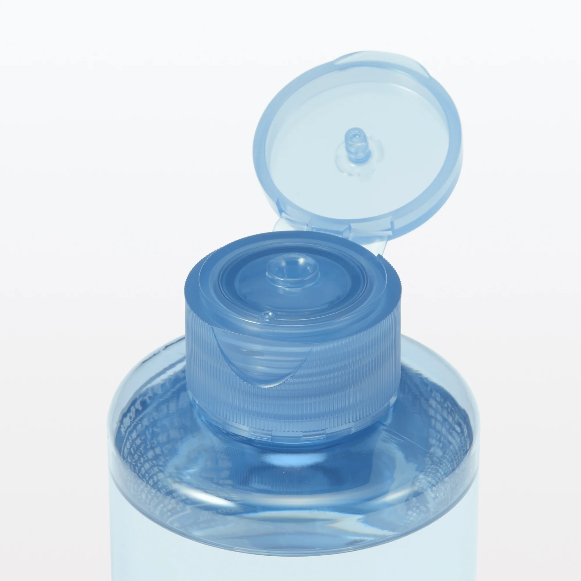 Clear Care Toning Water - Light Moisture - Image 4