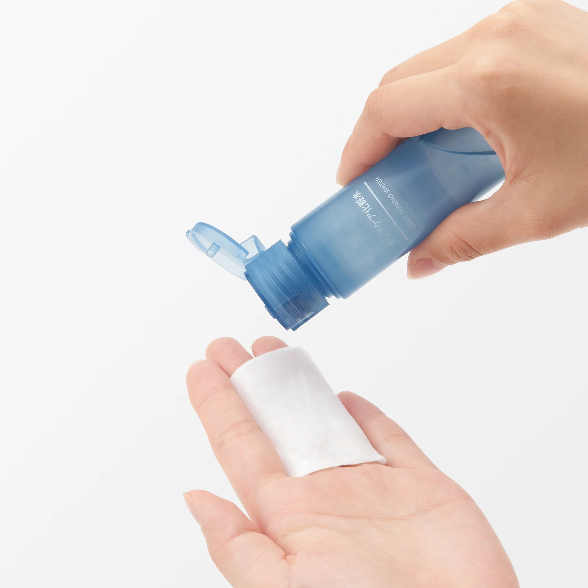 Clear Care Toning Water - Light Moisture - Image 8