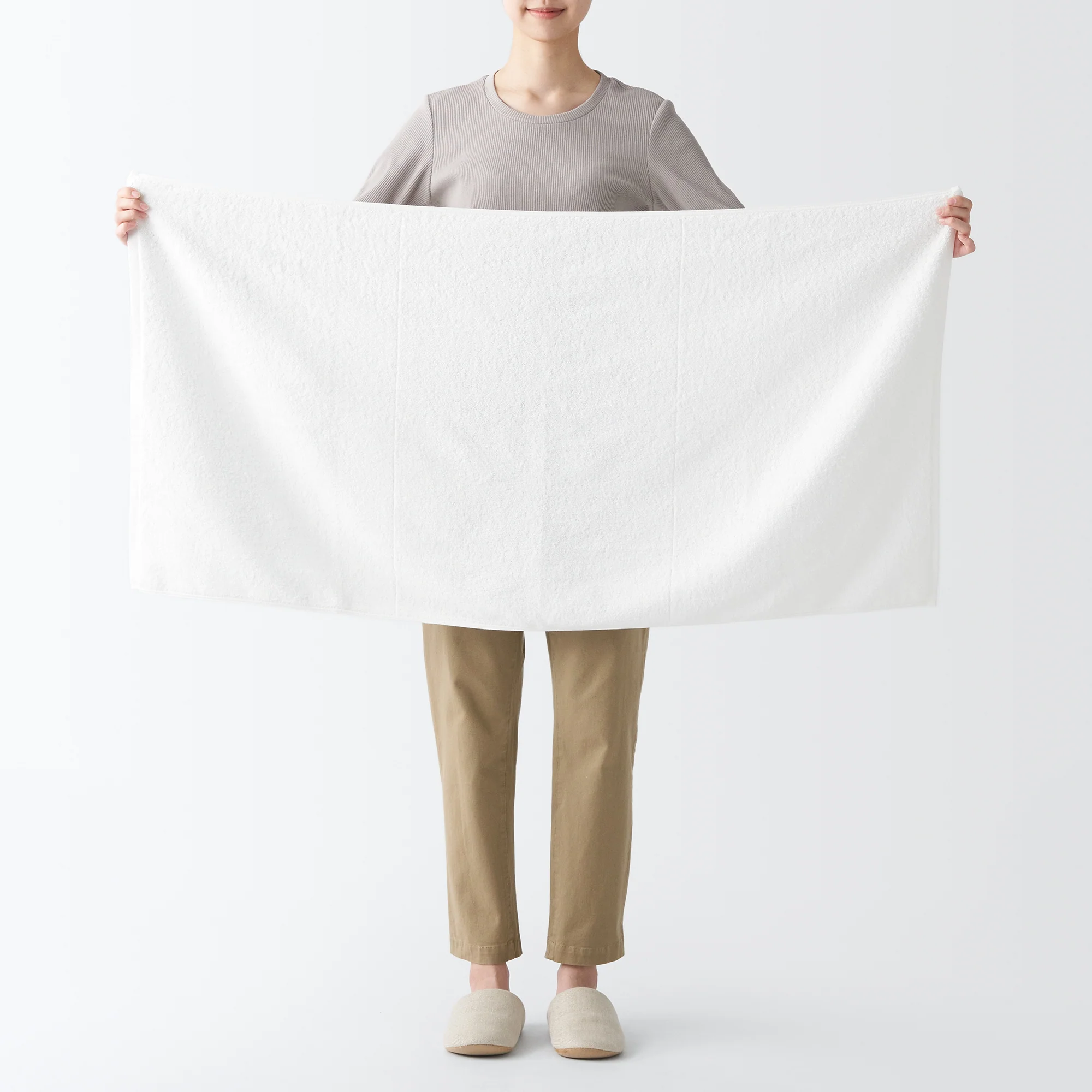 Colour Stitch Pile Bath Towel - Image 4