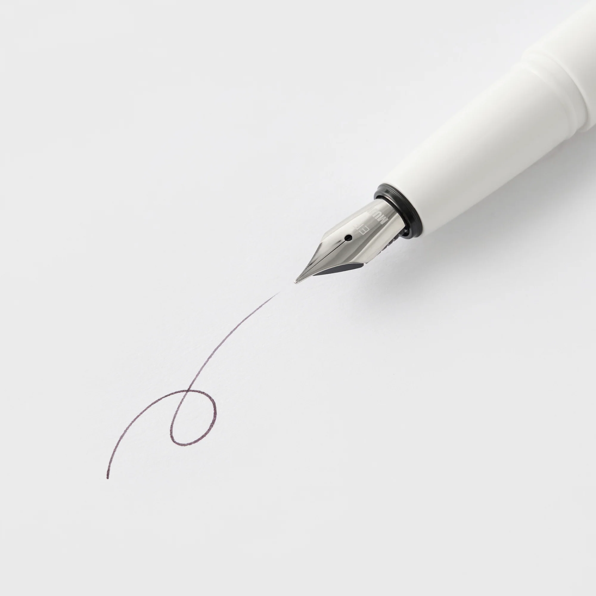 Compact Fountain Pen - Image 9