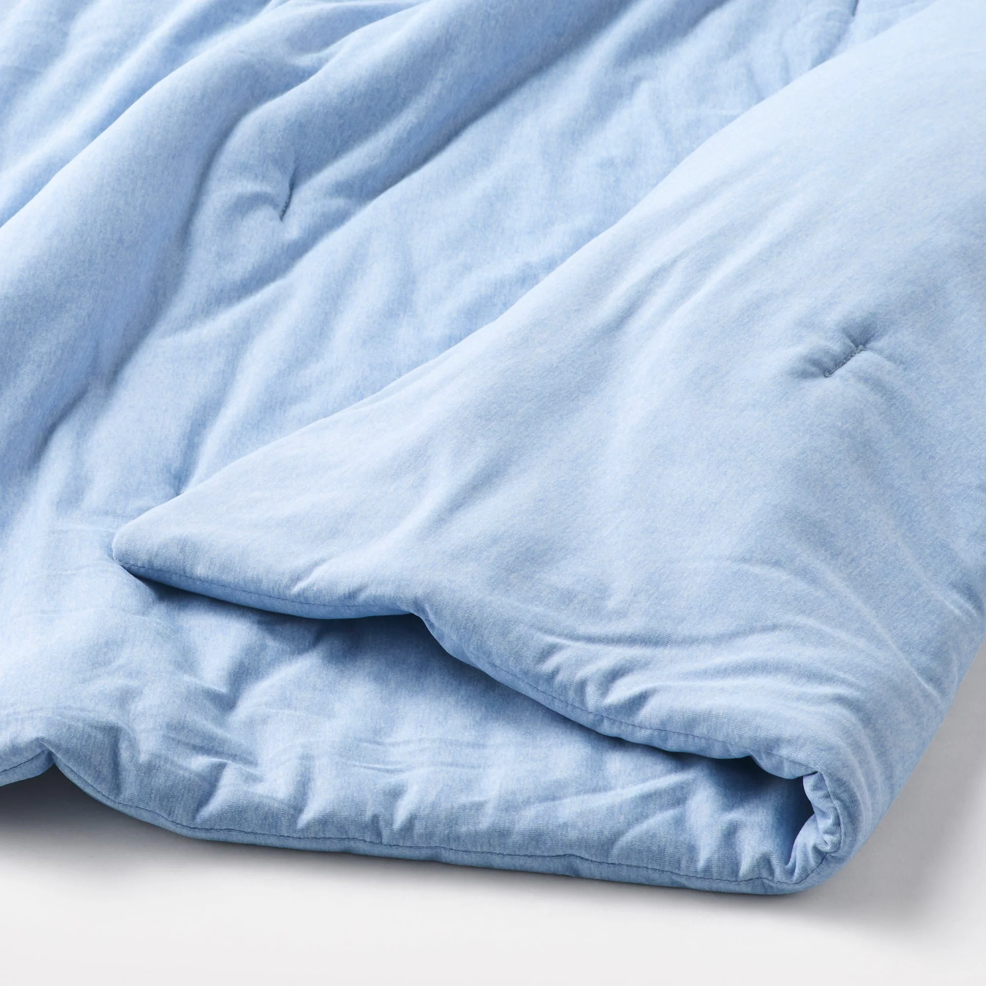 Cool Touch Thin Duvet - Image 2