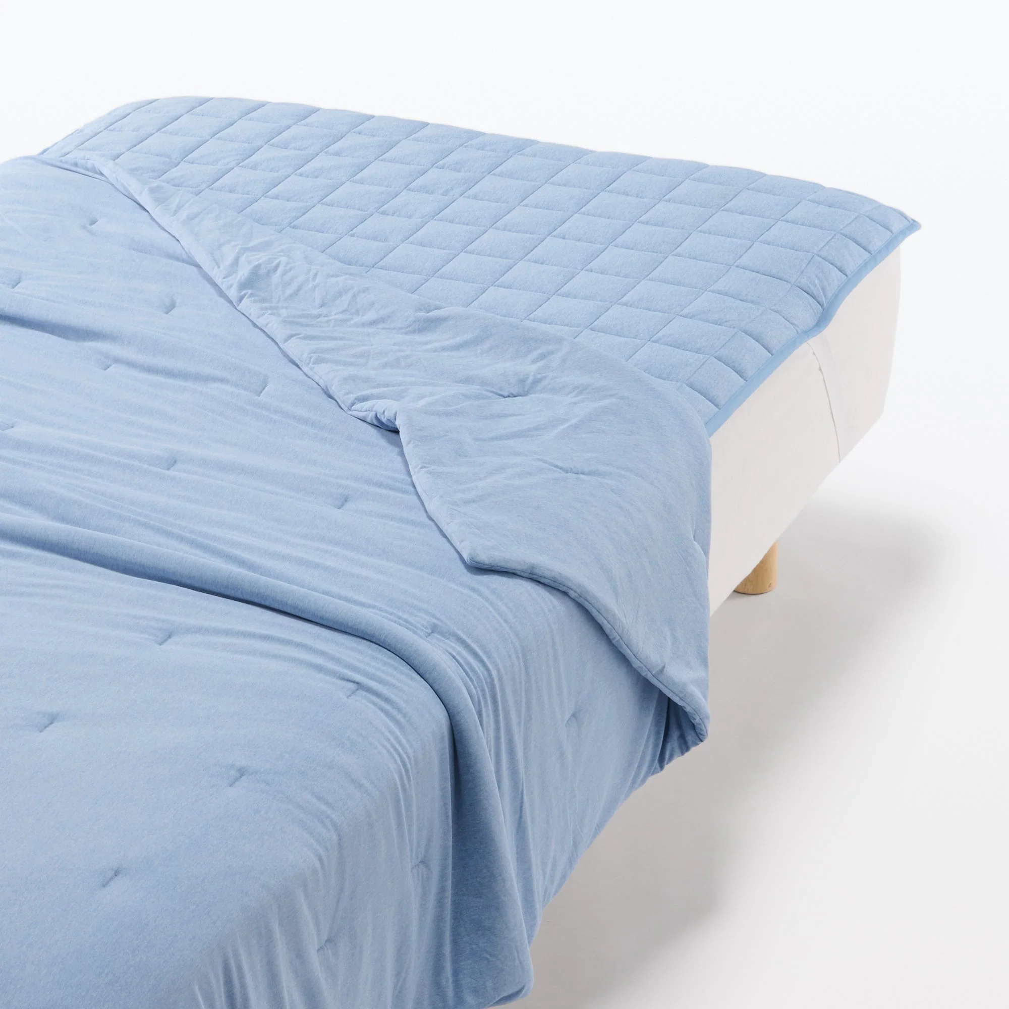 Cool Touch Thin Duvet - Image 4
