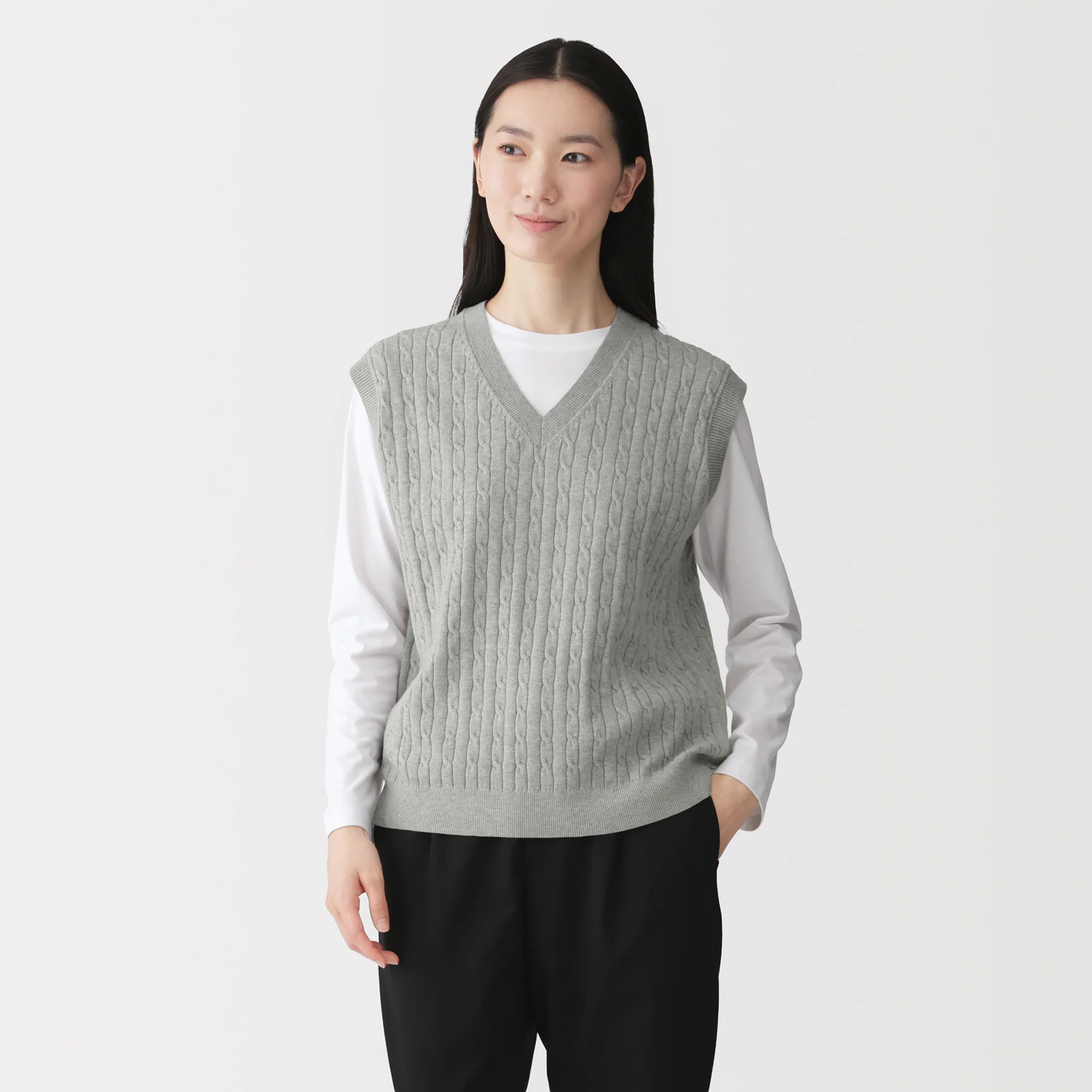 Cotton Blend Cable Vest - Image 10