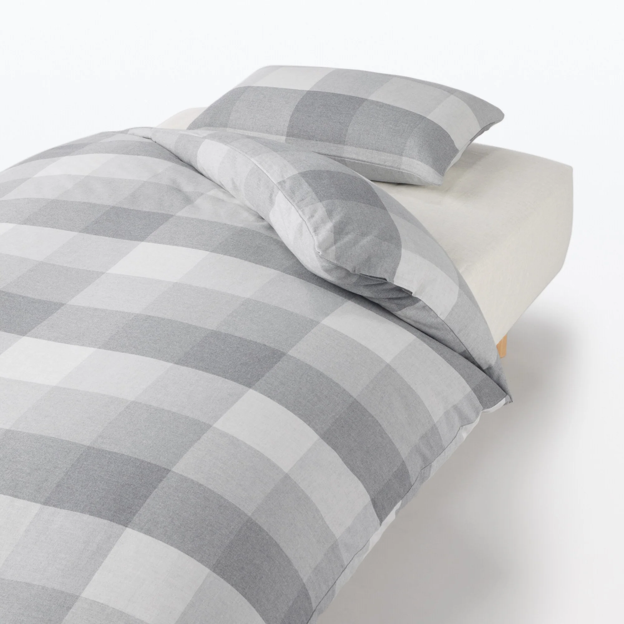 Cotton Flannel Patterned Pillowcase - Image 12