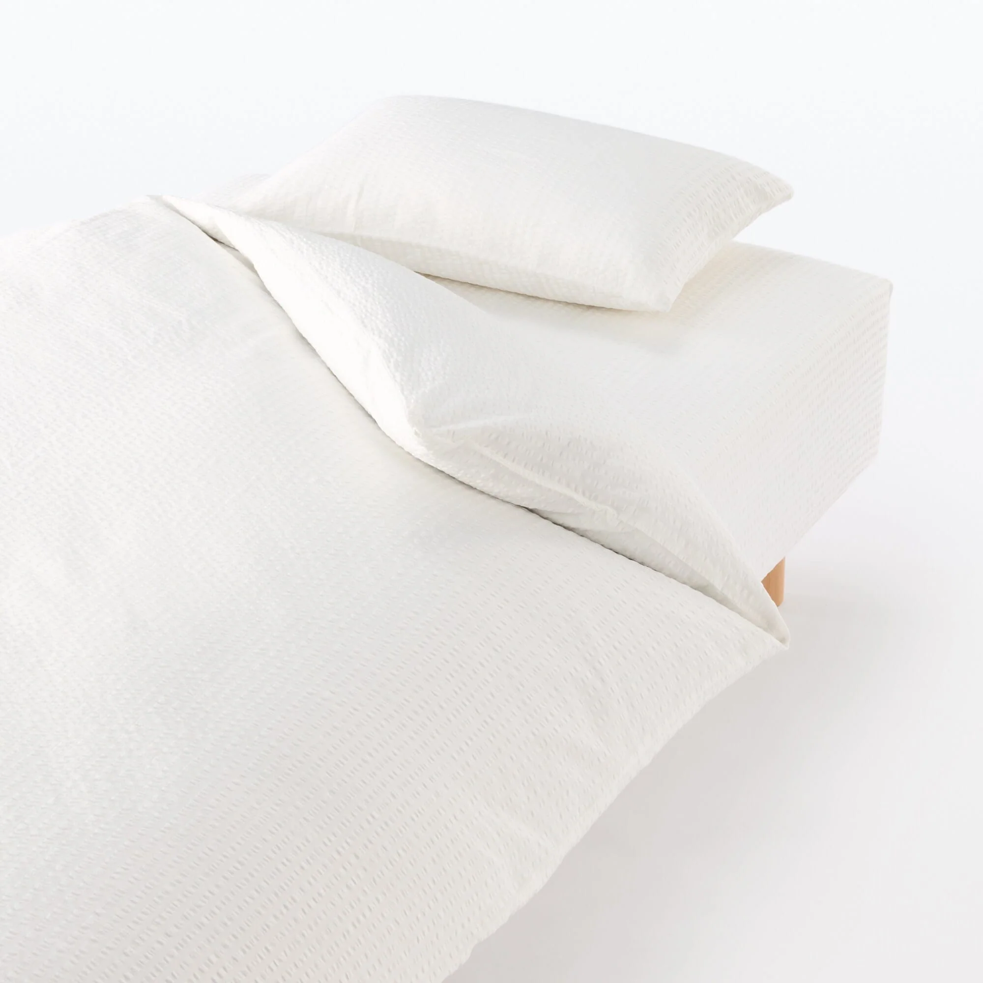 Cotton Seersucker Duvet Cover - Image 2