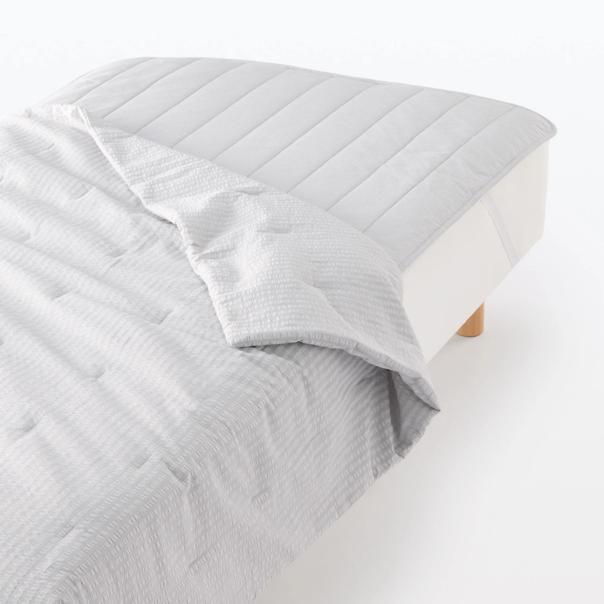 Cotton Seersucker Quilted Pad - Double - Image 12