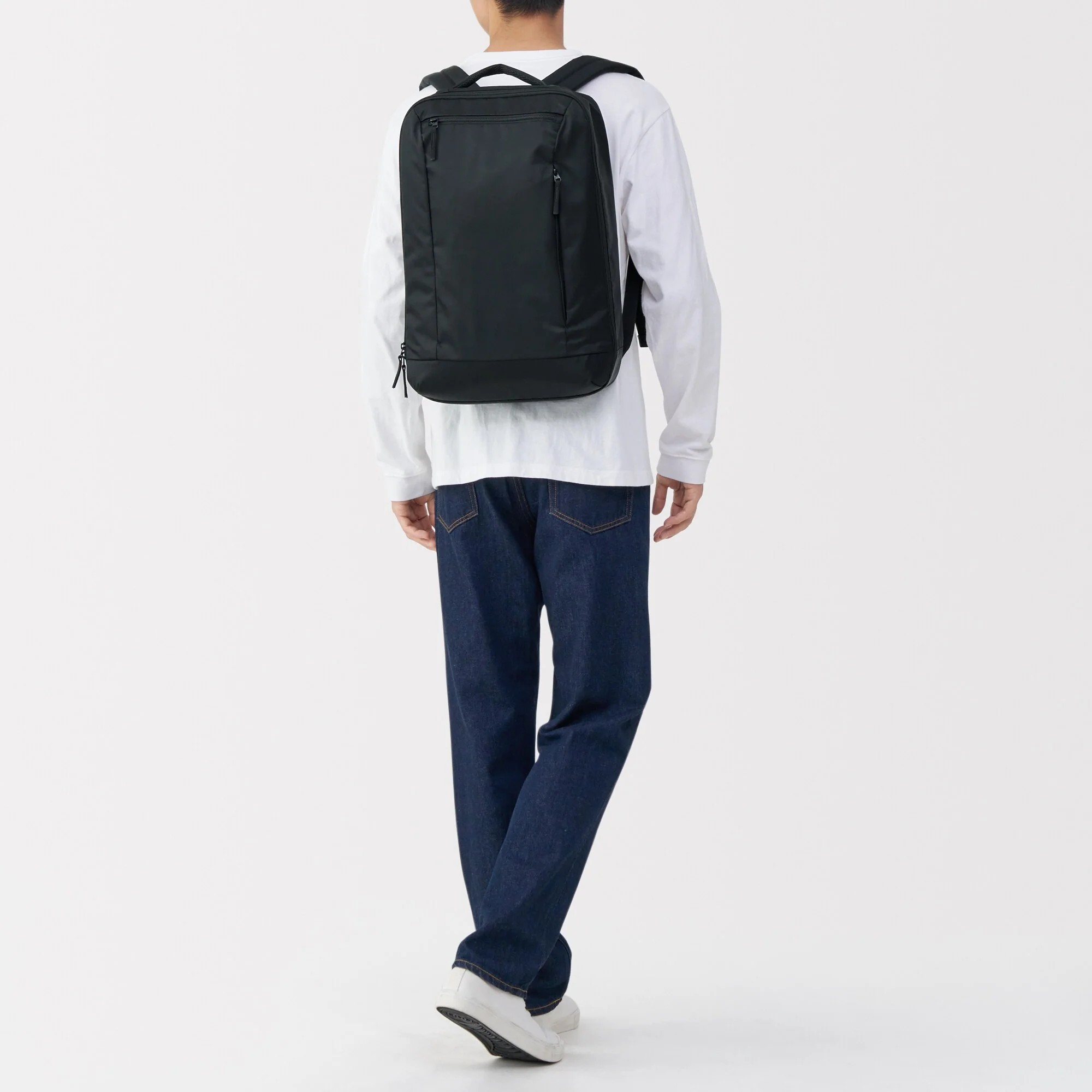 Less Tiring Backpack for Business - Image 3