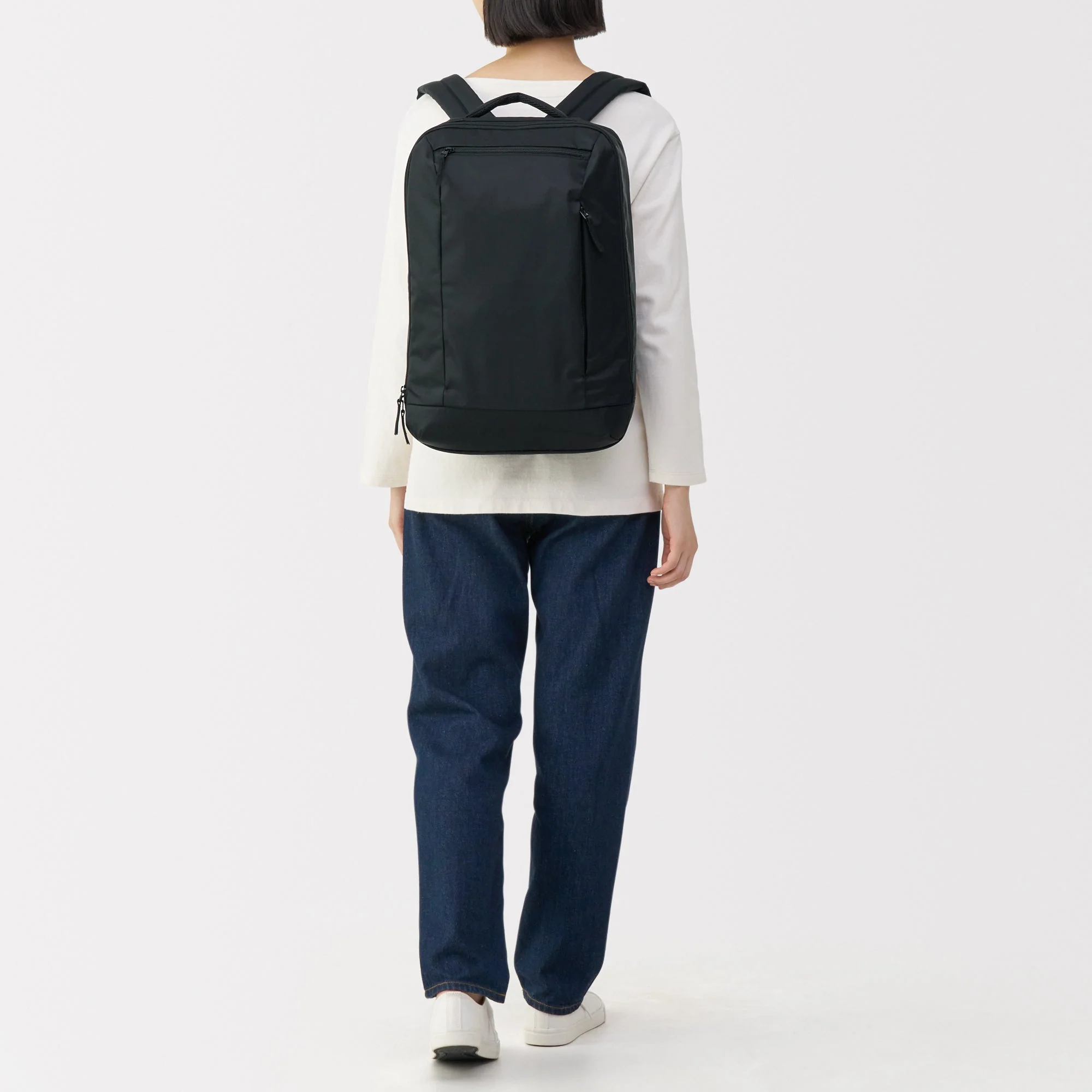 Less Tiring Backpack for Business - Image 4