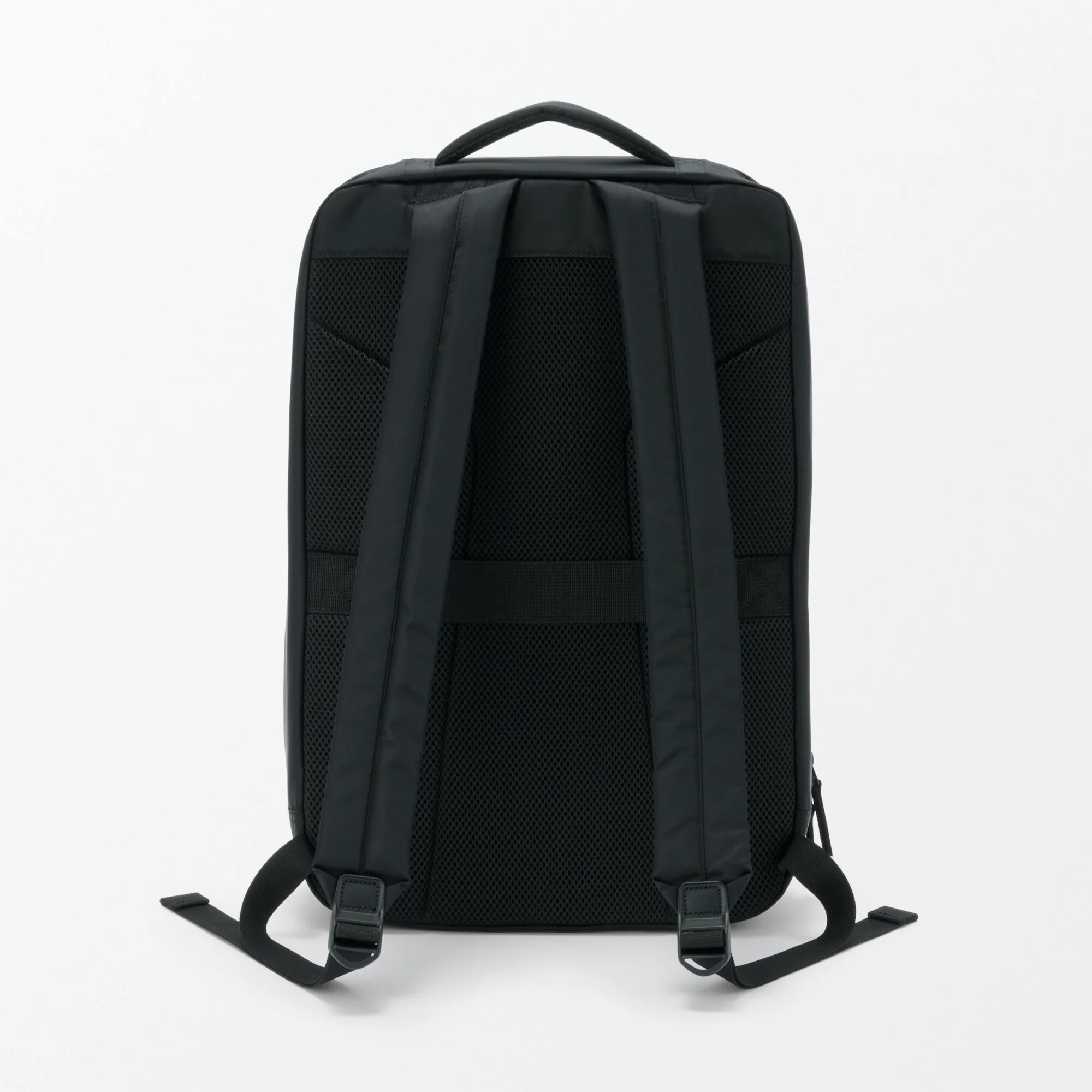 Less Tiring Backpack for Business - Image 5