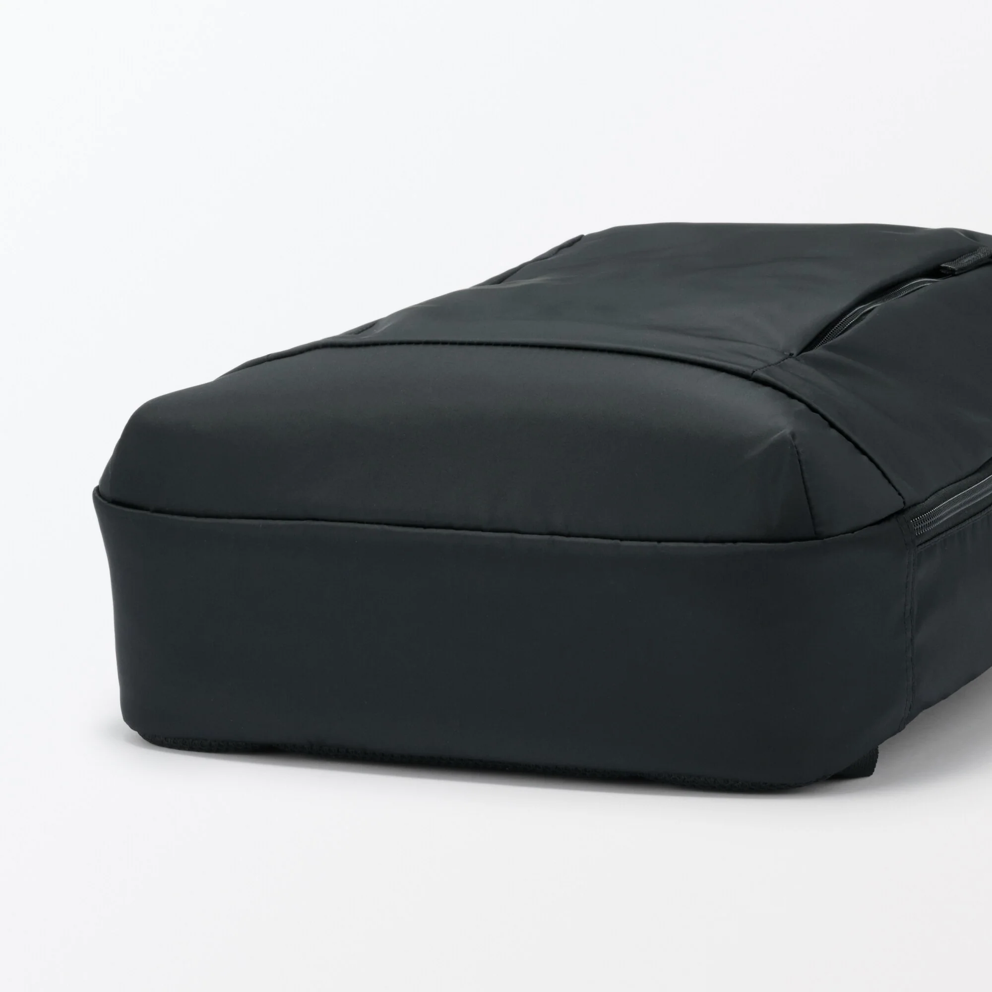 Less Tiring Backpack for Business - Image 7