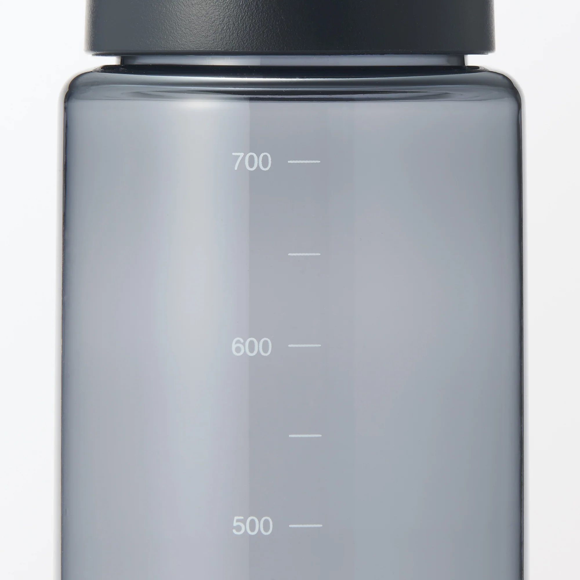 Easy-to-Carry Water Bottle With Scale - Black (700ml) - Image 3