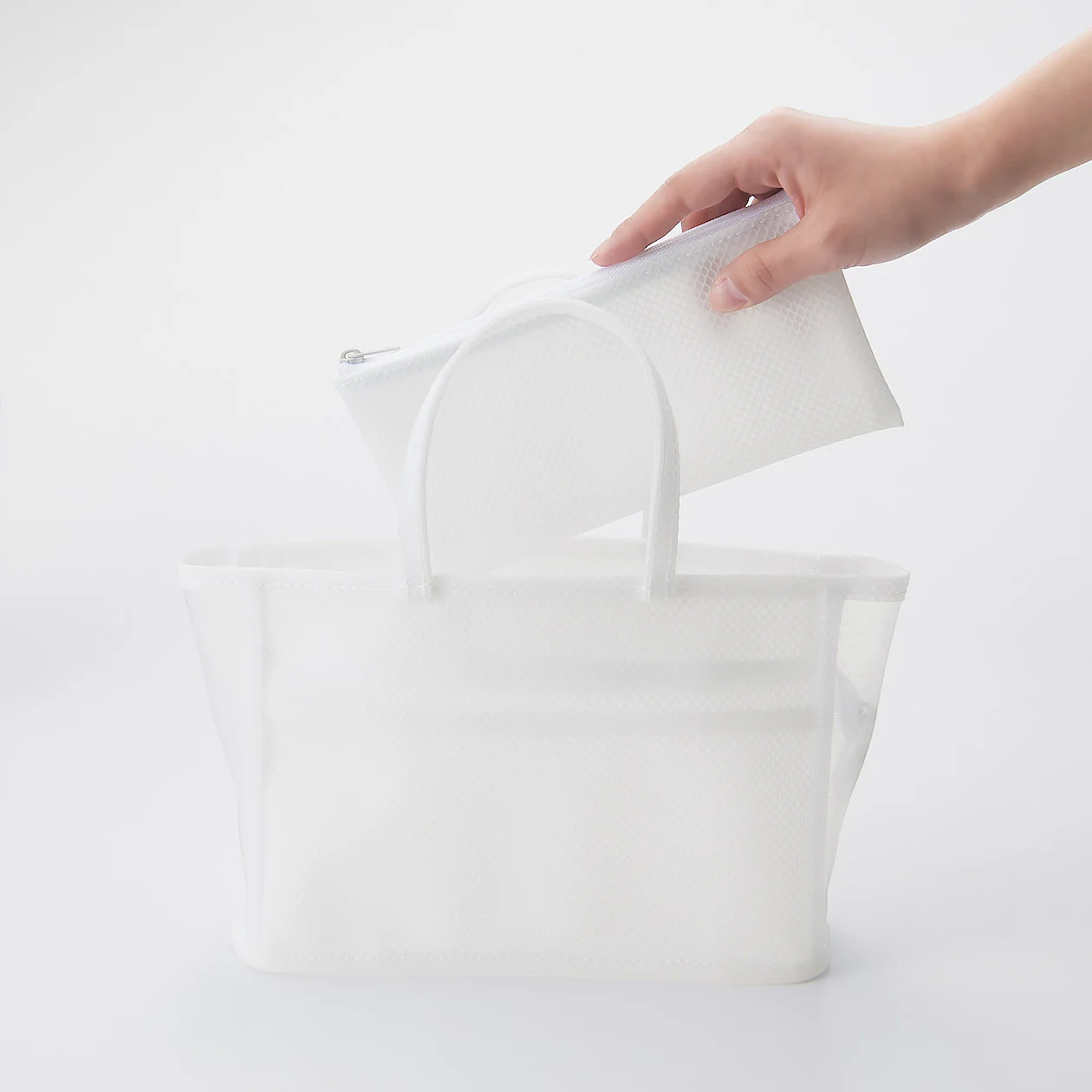 EVA Spa Pouch - Image 13