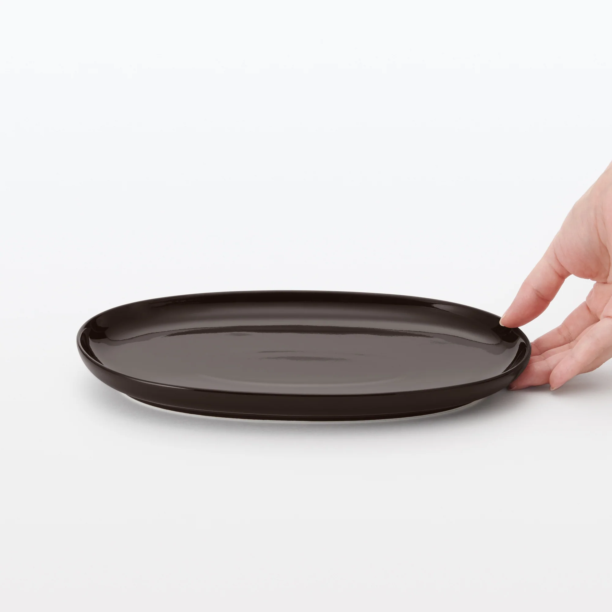 Everyday Tableware Oval Plate Small - Dark Brown - Image 6