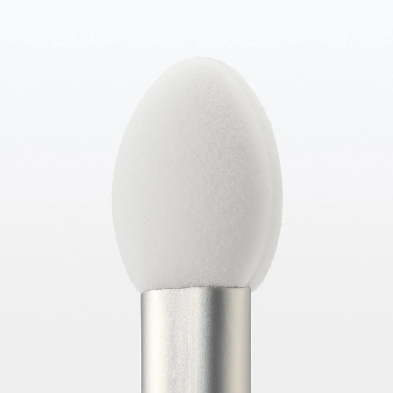 Eye Shadow Sponge with Brush - Image 4