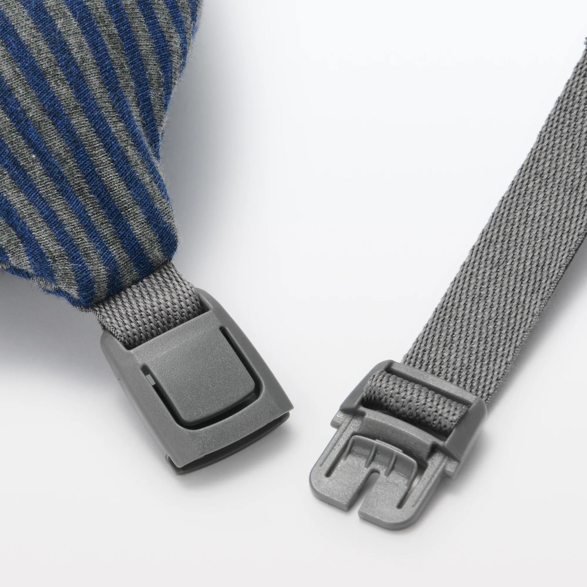 Fitting Neck Cushion - Image 8