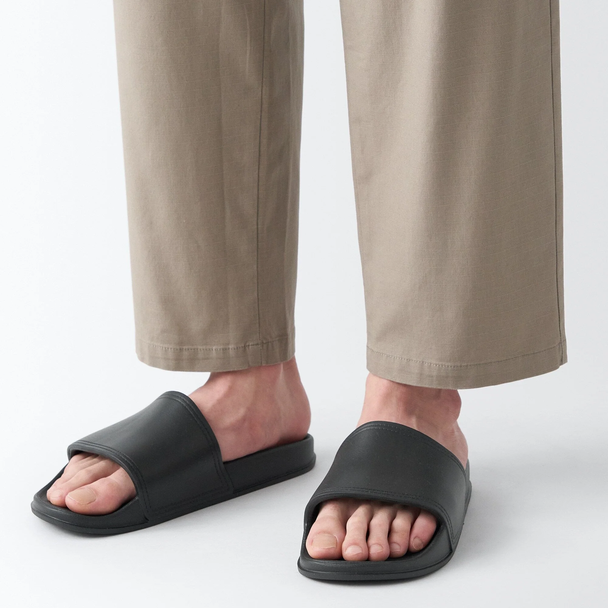 Foot-Shaped Sandals - Image 6